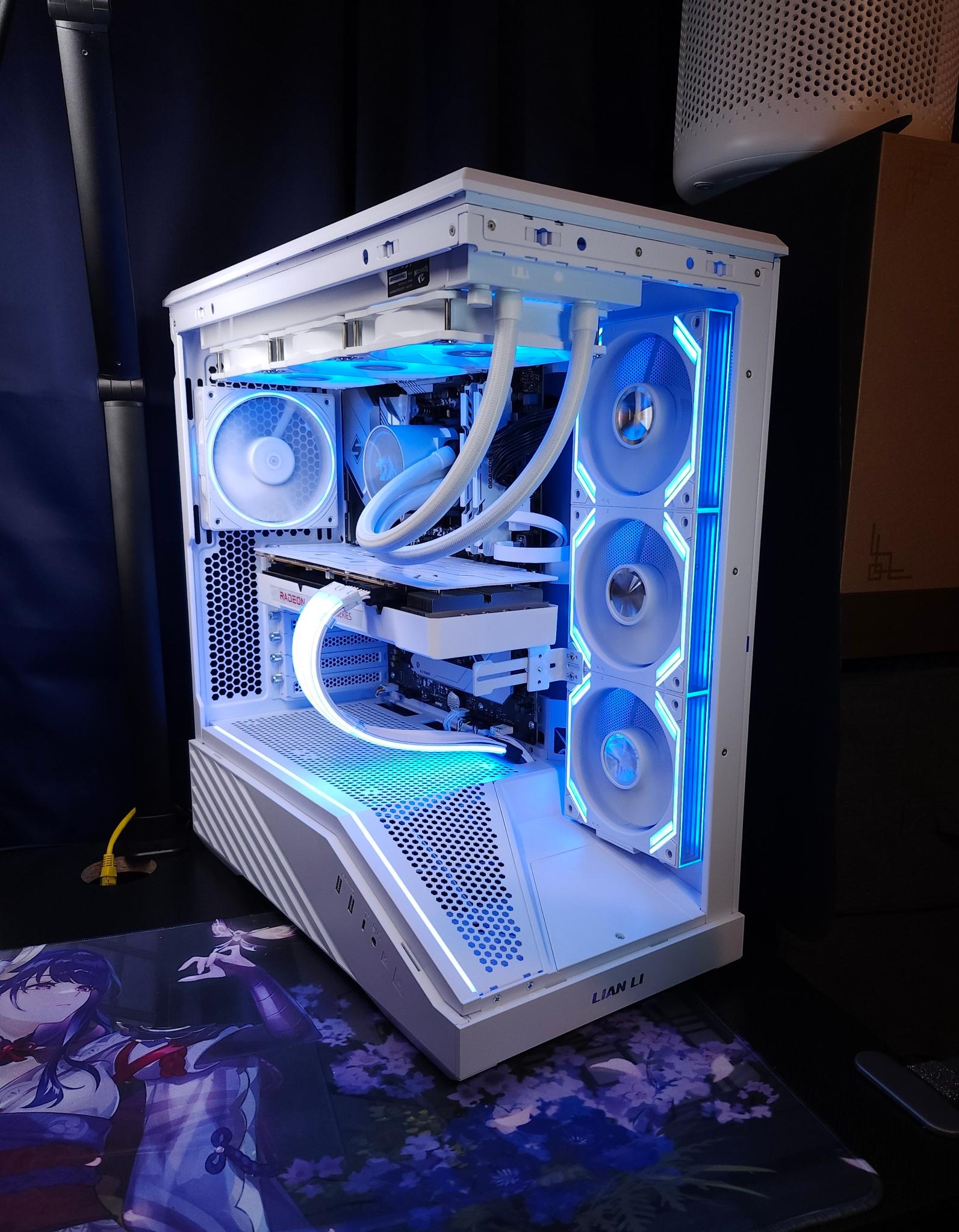 Tron Light Gaming - Ryzen 7 5800X | RX 6800