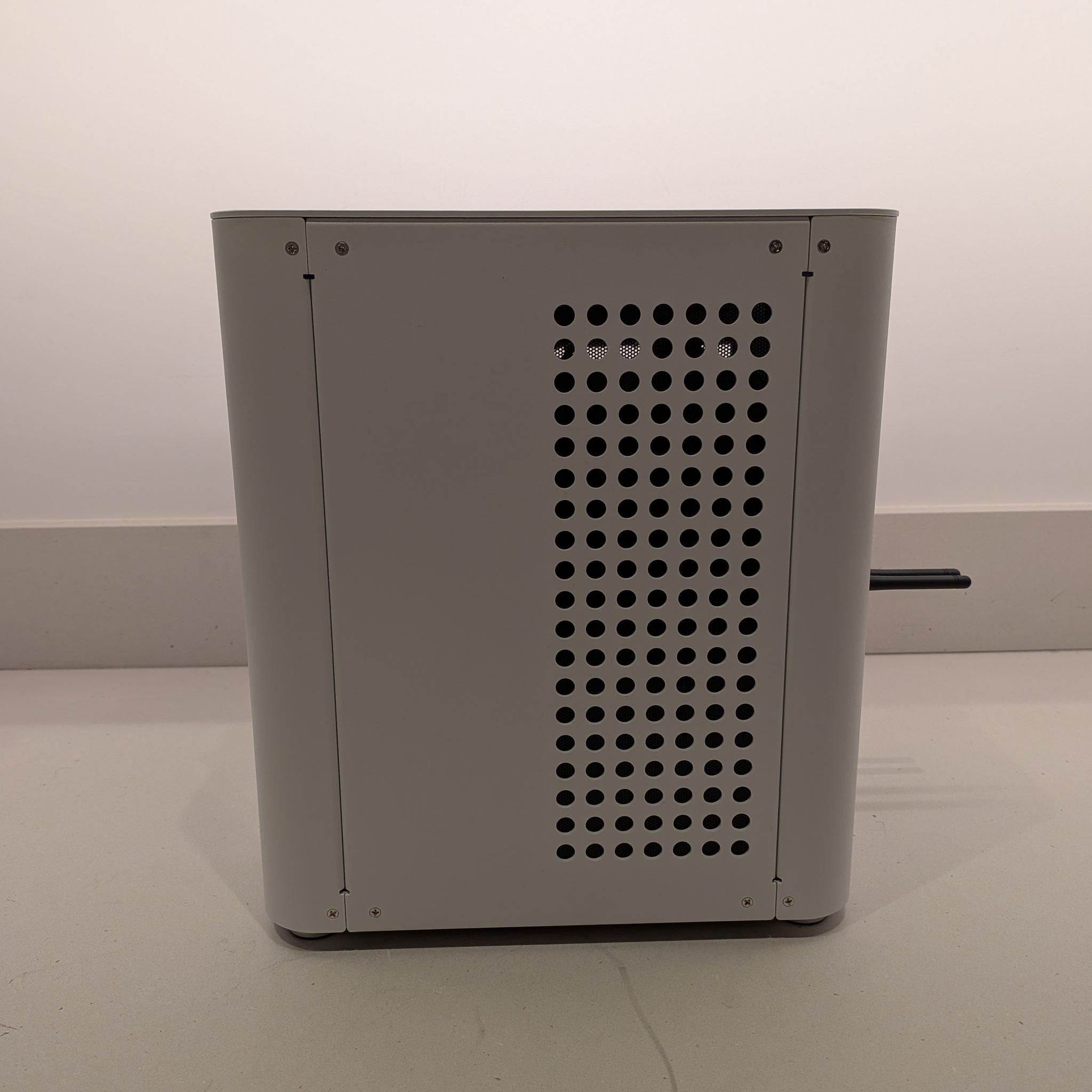 Bomb Devil Snow - RTX 5070, Ryzen 5 9600X, 32 GB DDR5 RAM, 2 TB Gen 5 NVME, RGB, Liquid Cooled