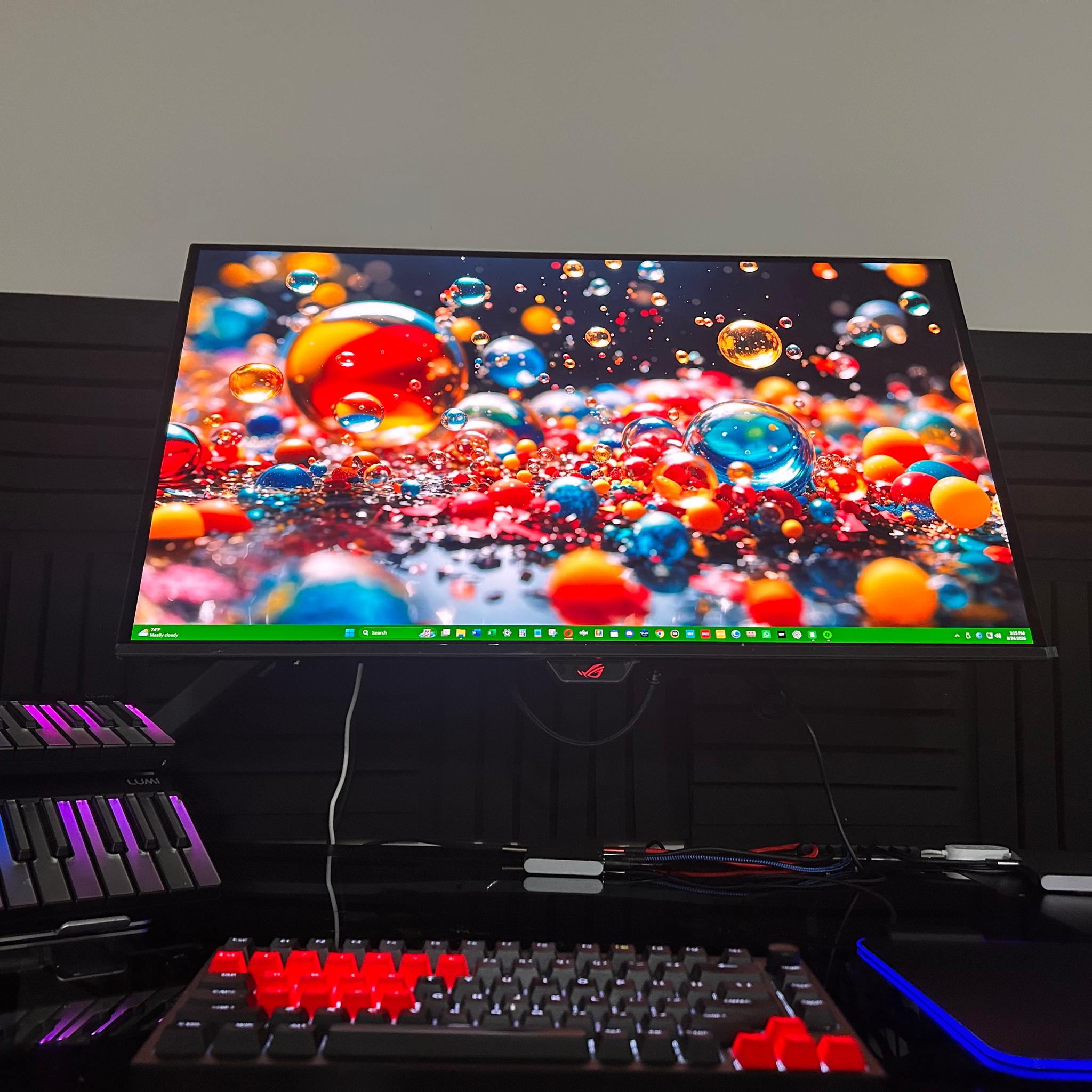 ASUS ROG QD-OLED 32" 4K (3840 x 2160) 165Hz Gaming Monitor (XG32UCDS) (Less than three days used!)