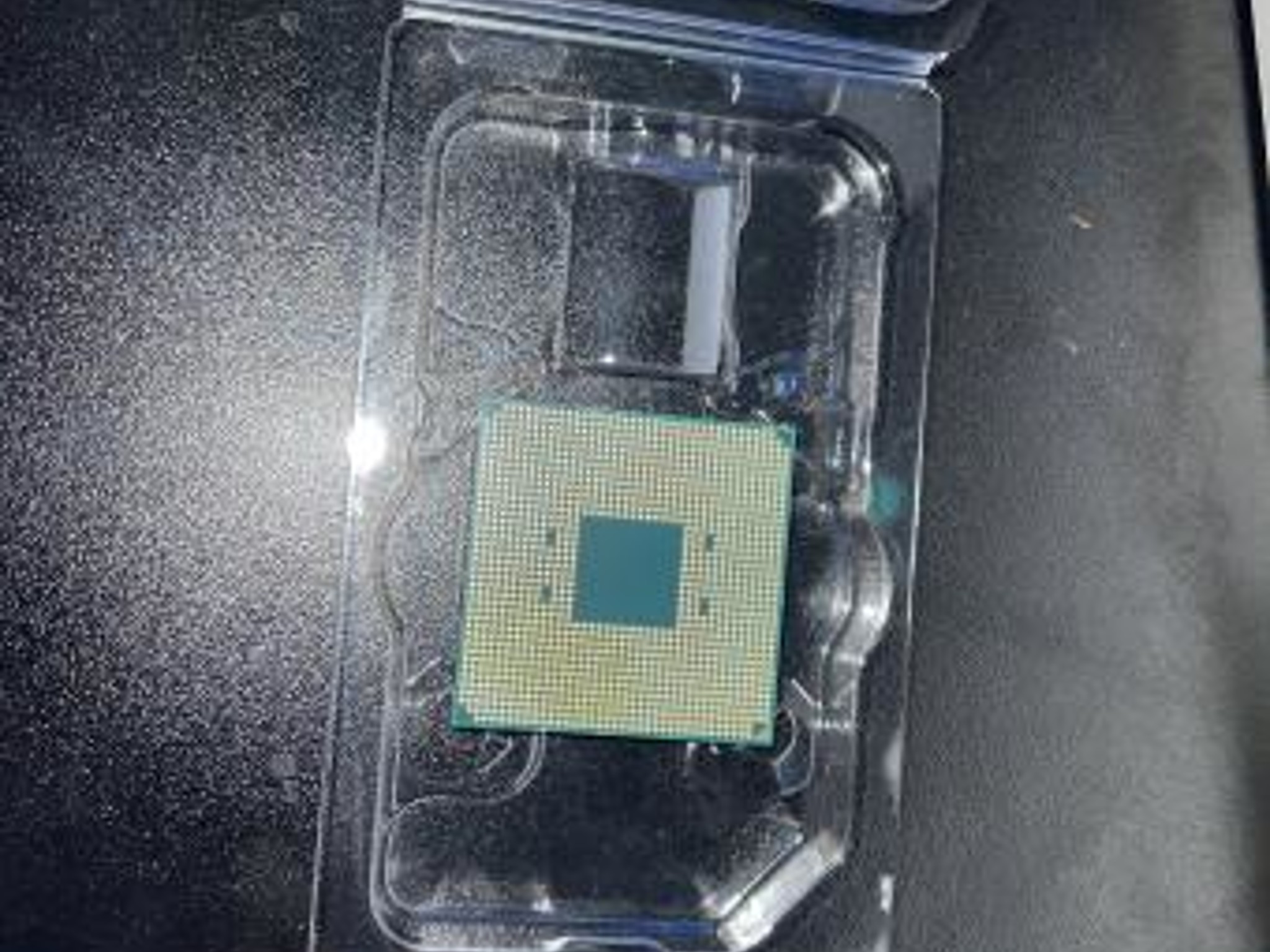 \Used Ryzen 7 3700x 8 Core 16 Thread Processor! 
