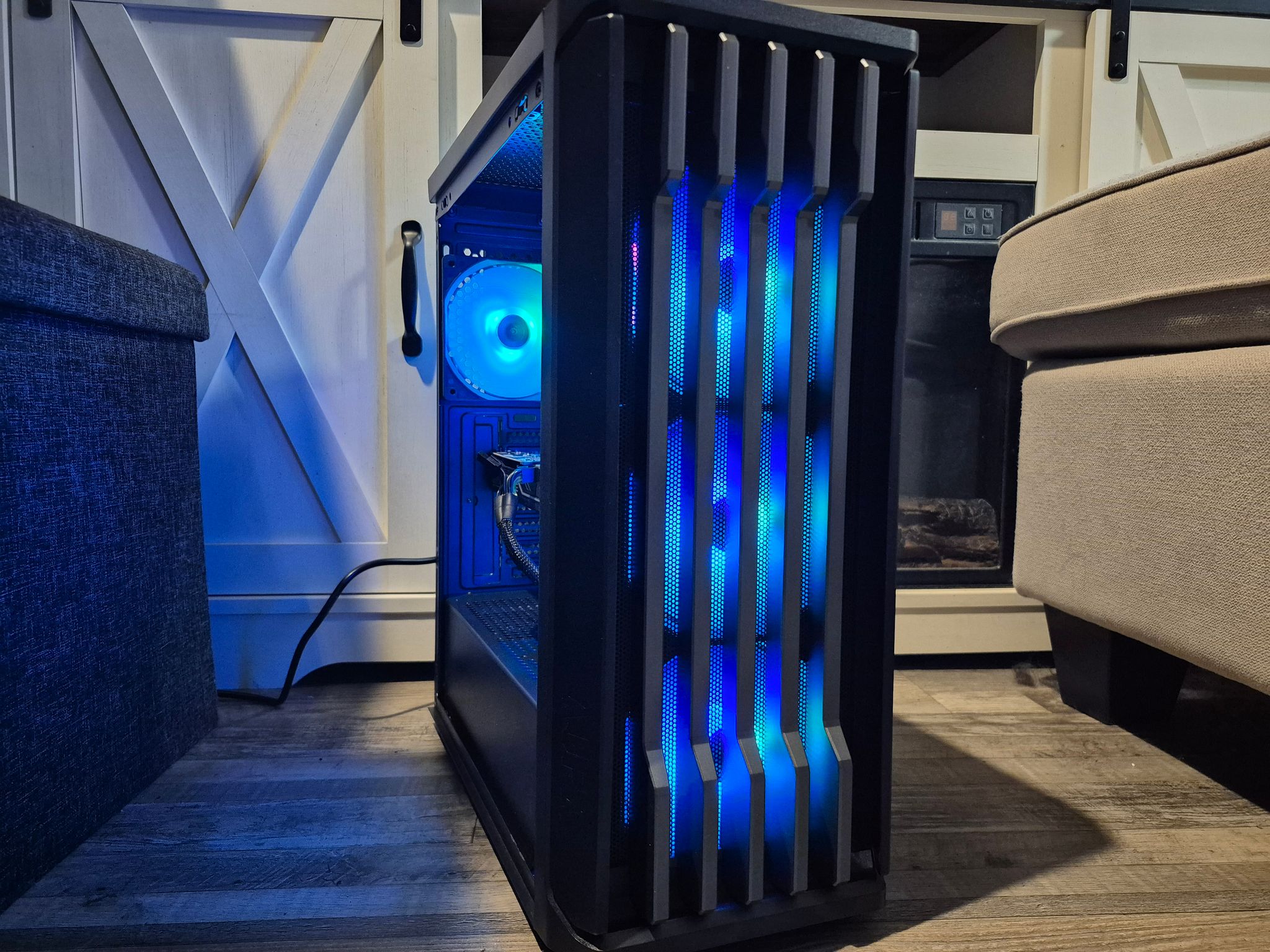 Budget Beauty! | Intel Quad Core, RX 470 4GB, 8GB DDR4, 512GB SSD, Win10