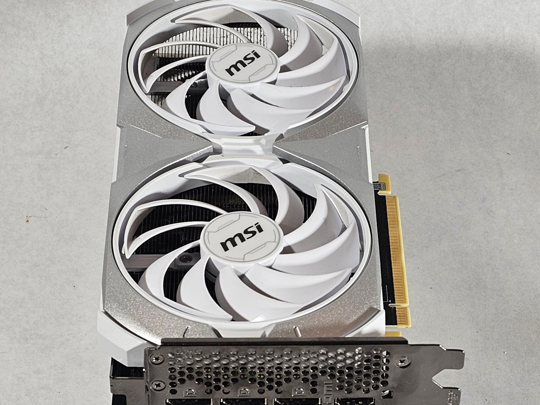RTX 4070 WHITE MSI 12GB