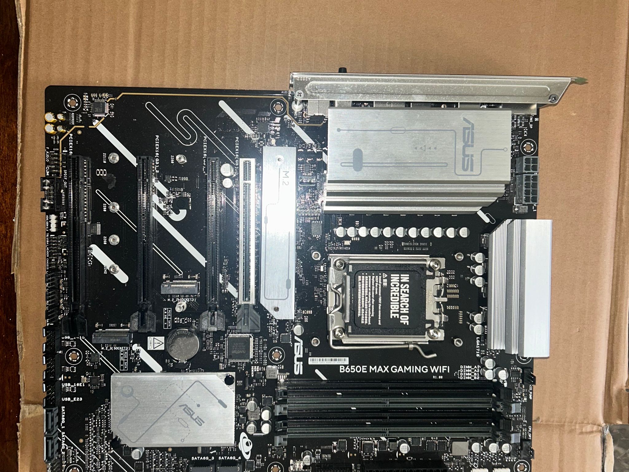 ASUS B650E MAX GAMING WIFI AMD AM5 ATX Motherboard