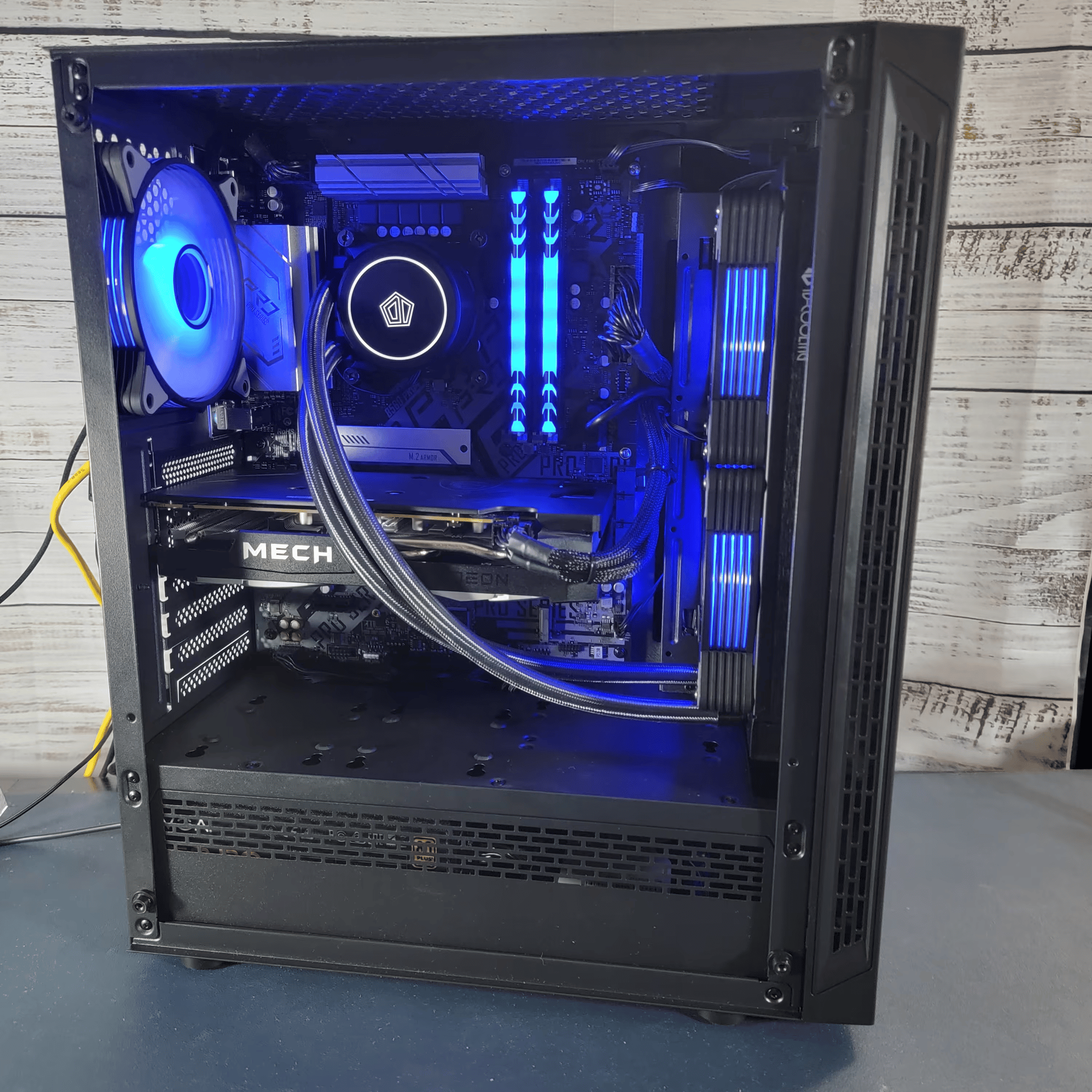 Humble Bumble: (i5-10400F + RX 6600) Midrange Custom Gaming PC