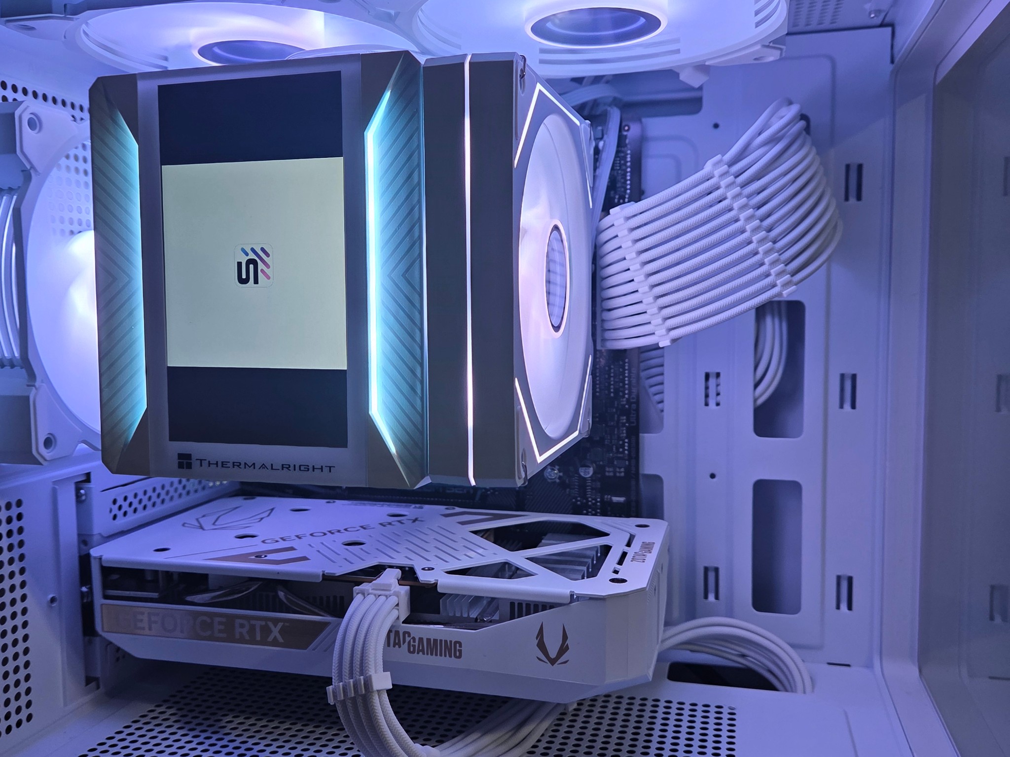 Orion Frost | White RTX 5060 Gaming PC ❄️🔥🤍⛄