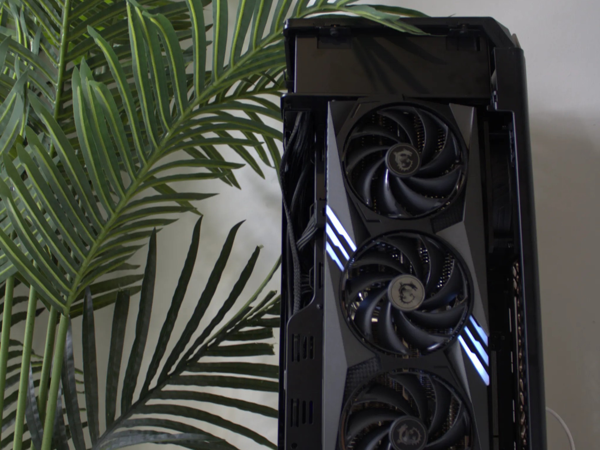 1440/4K Mini Beast - RTX 4090 | Ryzen 7 7800X3D | 32GB DDR5 | 2TB SSD