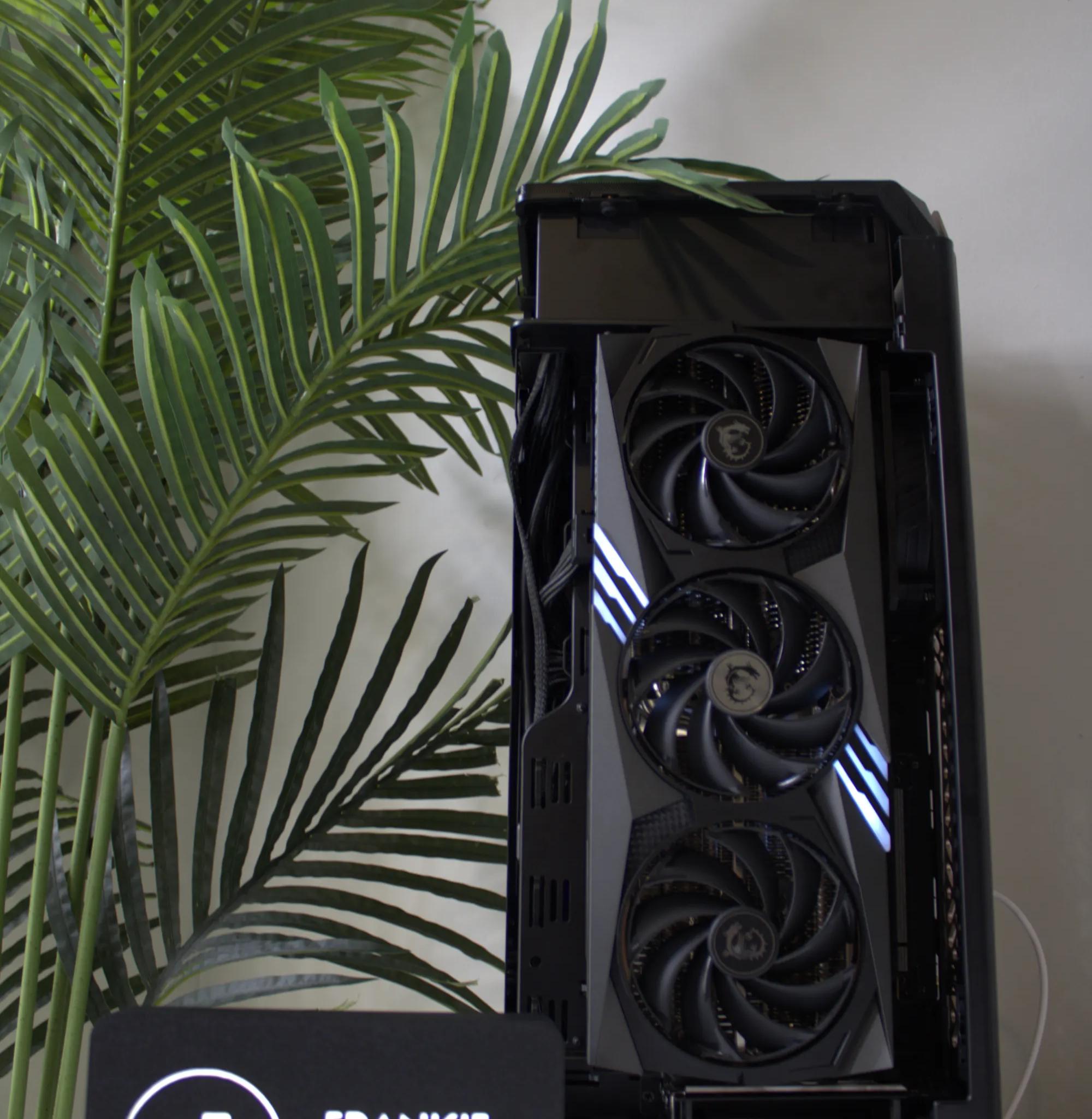 1440/4K Mini Beast - RTX 4090 | Ryzen 7 7800X3D | 32GB DDR5 | 2TB SSD