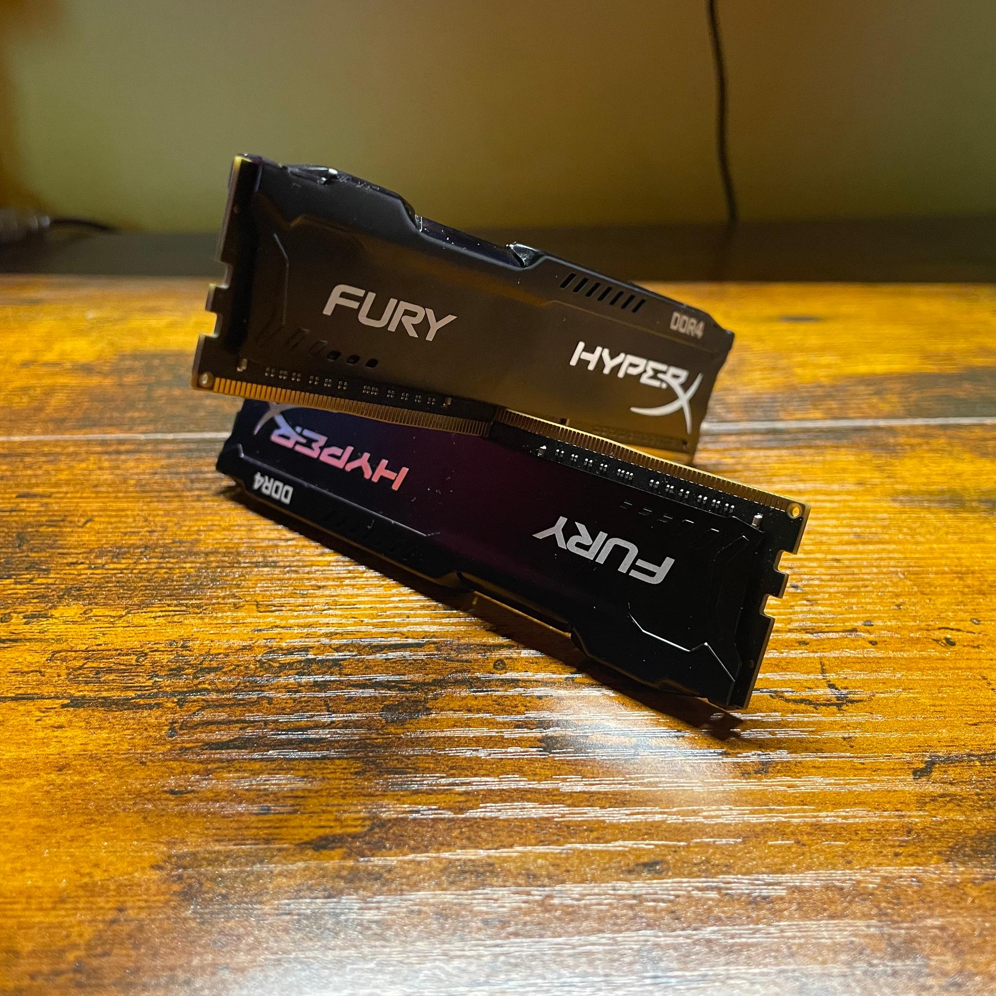 Kingston HyperX Fury memory• 2x8gb 2666mhz