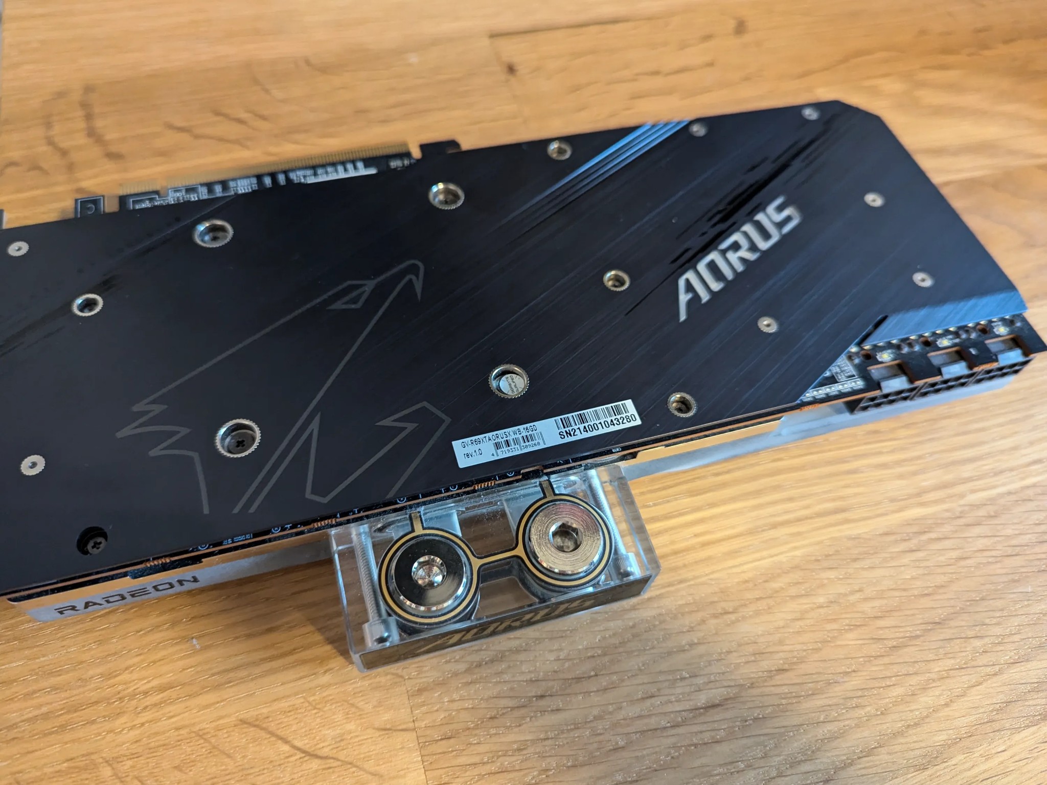 AORUS Radeon™ RX 6900 XT XTREME WATERFORCE WB 16G