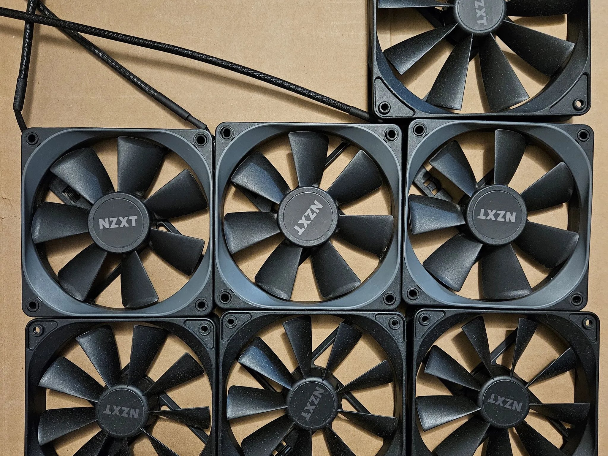 Lot of NZXT Fans 3x120mm (PWM) 3x120mm (Non-PWM) 1x 140mm (Non-PWM) - Used