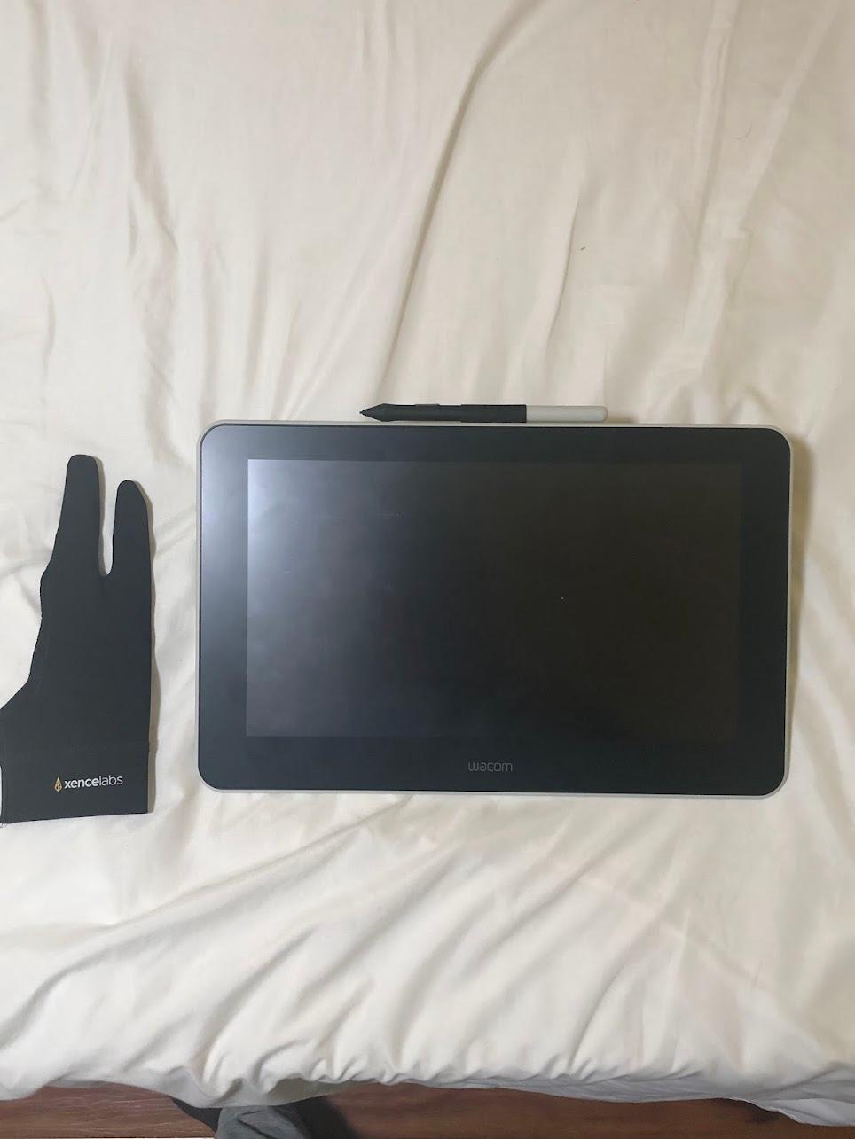 Wacom One Drawing Tablet 13 Inches (2020, 1st Generation)