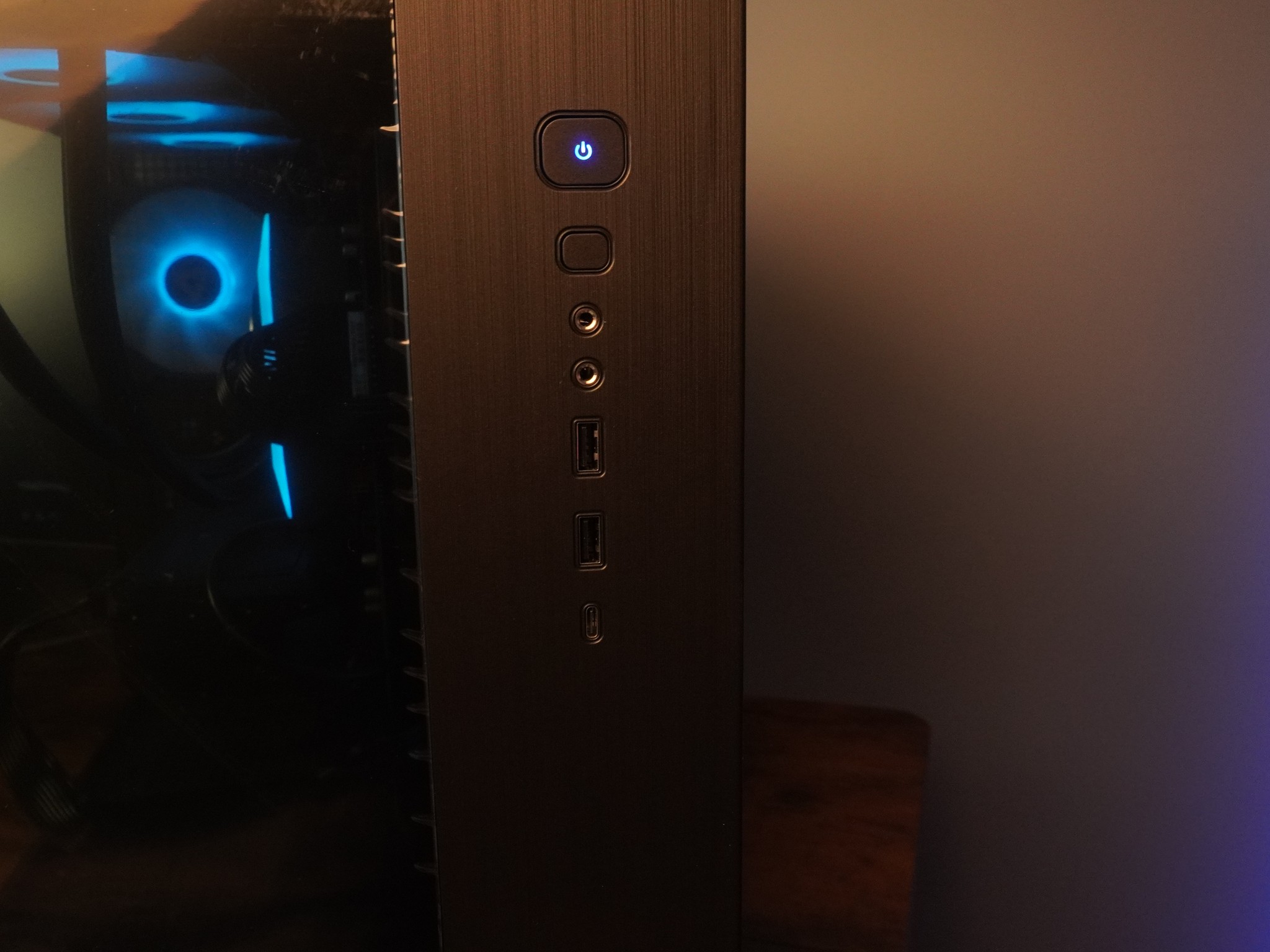 🖤STEALTH🖤 PRICE TO PERFORMANCE 💪 1440p/1080p MACHINE  🧡RX 7800 XT 16GB 🧡 Ryzen 5 9600x | WIN 11