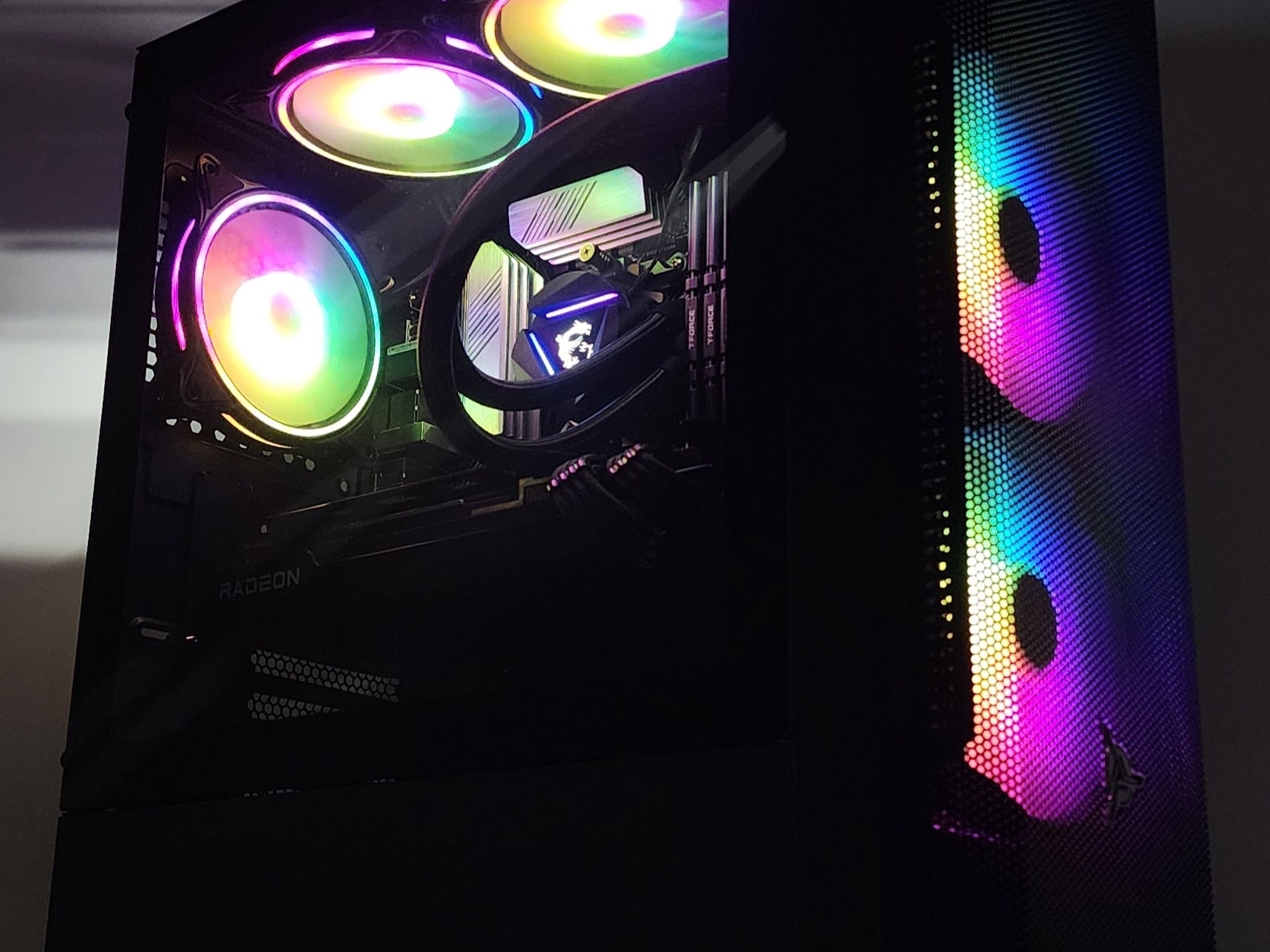 Gaming PC Ryzen 7 5700X3D 32GB RAM 1TB SSD RX 7800 XT 16GB Windows 11 Computer