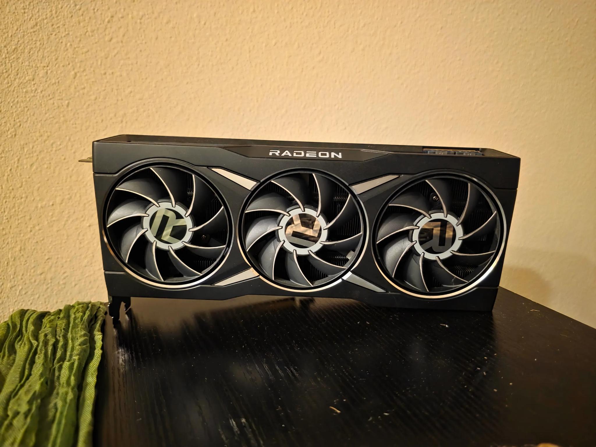 AMD 6950 XT FE