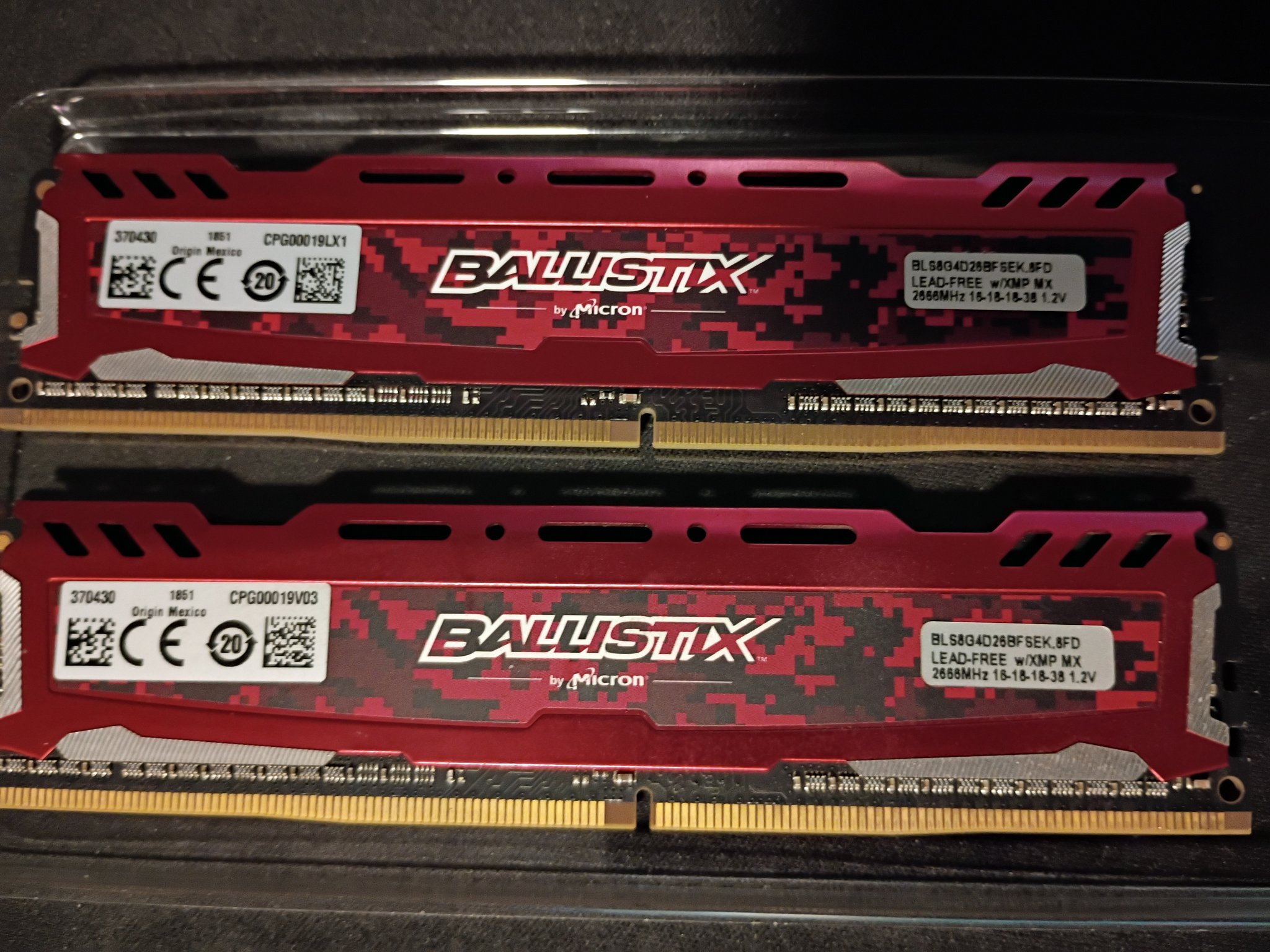 Crucial Ballistix 16GB DDR4-2666 (2x8GB)