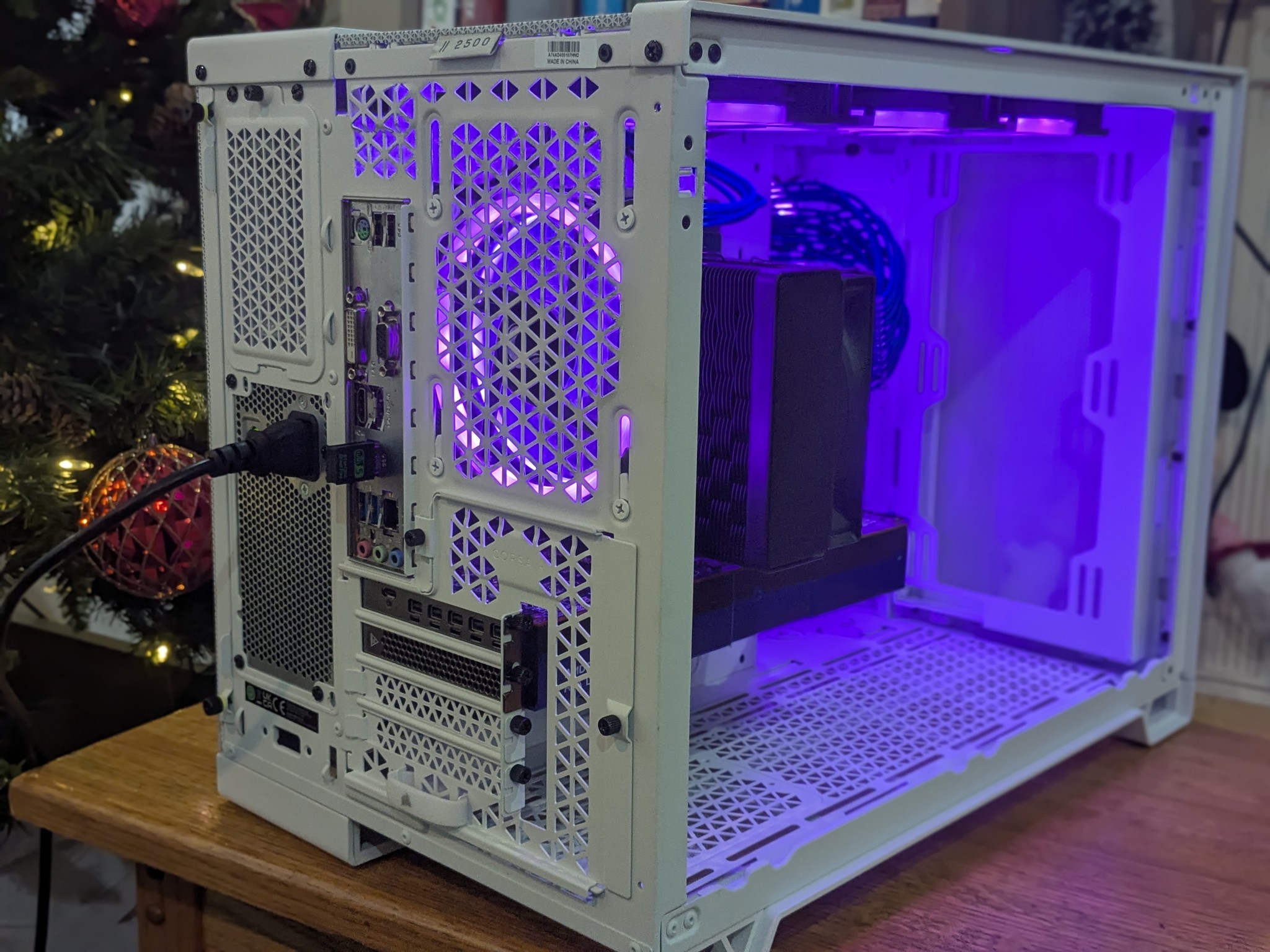 200 FPS Fortnite | i5-10500, Radeon 5700, 32GB RAM, 512GB NVME SSD, Win11, WiFi