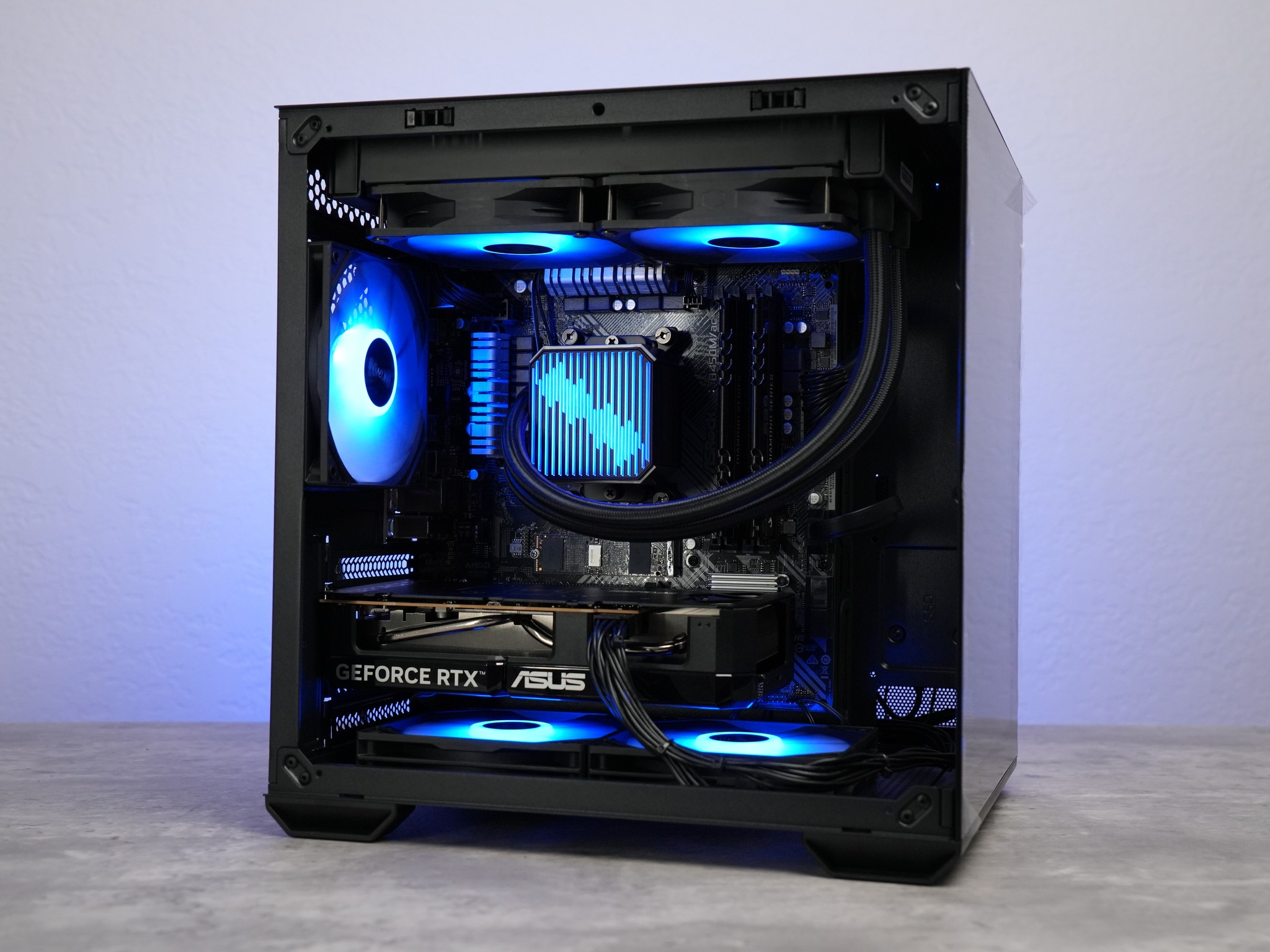 RTX 5060 | RYZEN 7 3700X | 32GB RAM | 1TB SSD | WINDOWS 11 |