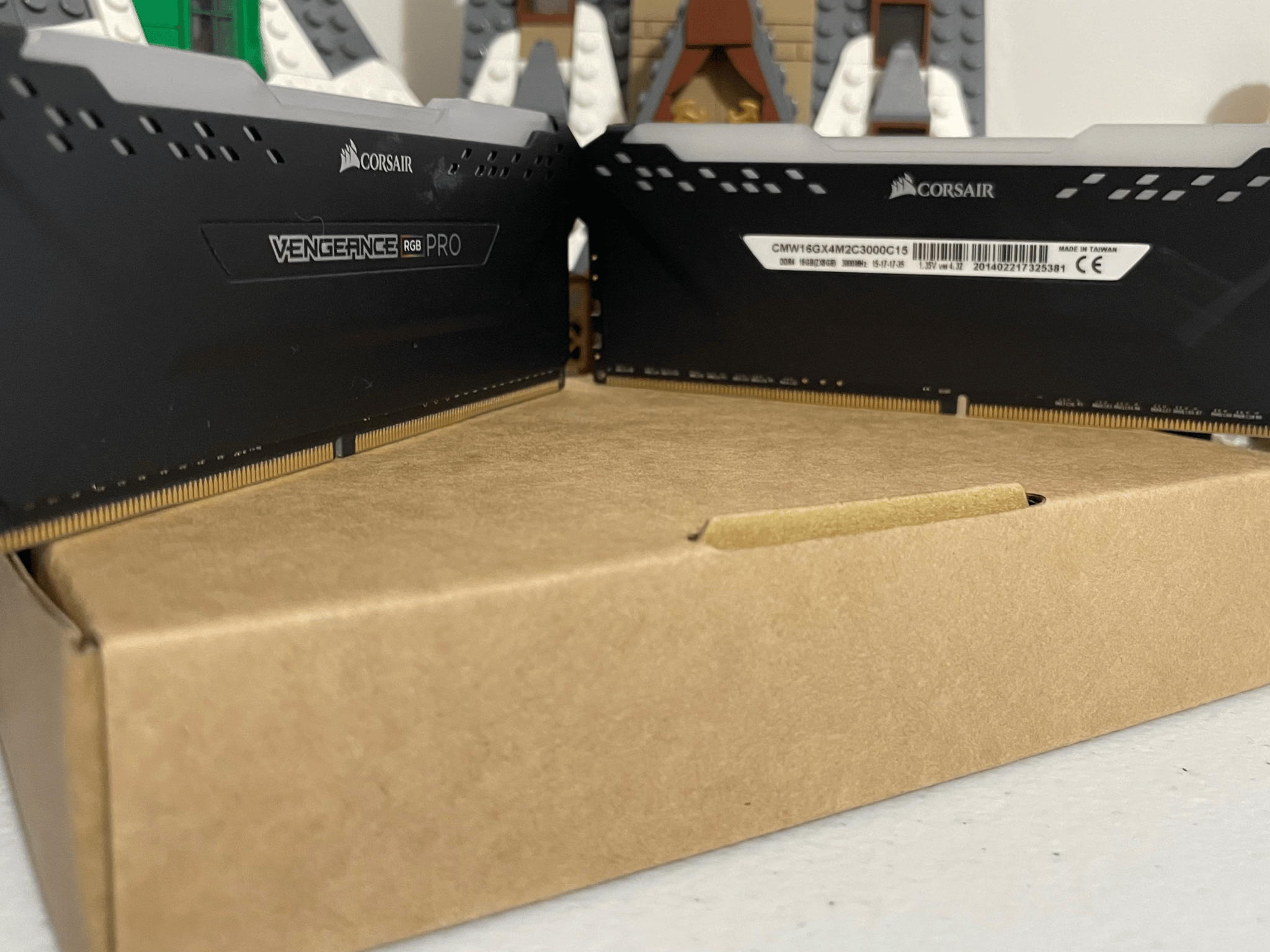 Corsair 16GB(8x2) DDR4 3000mhz