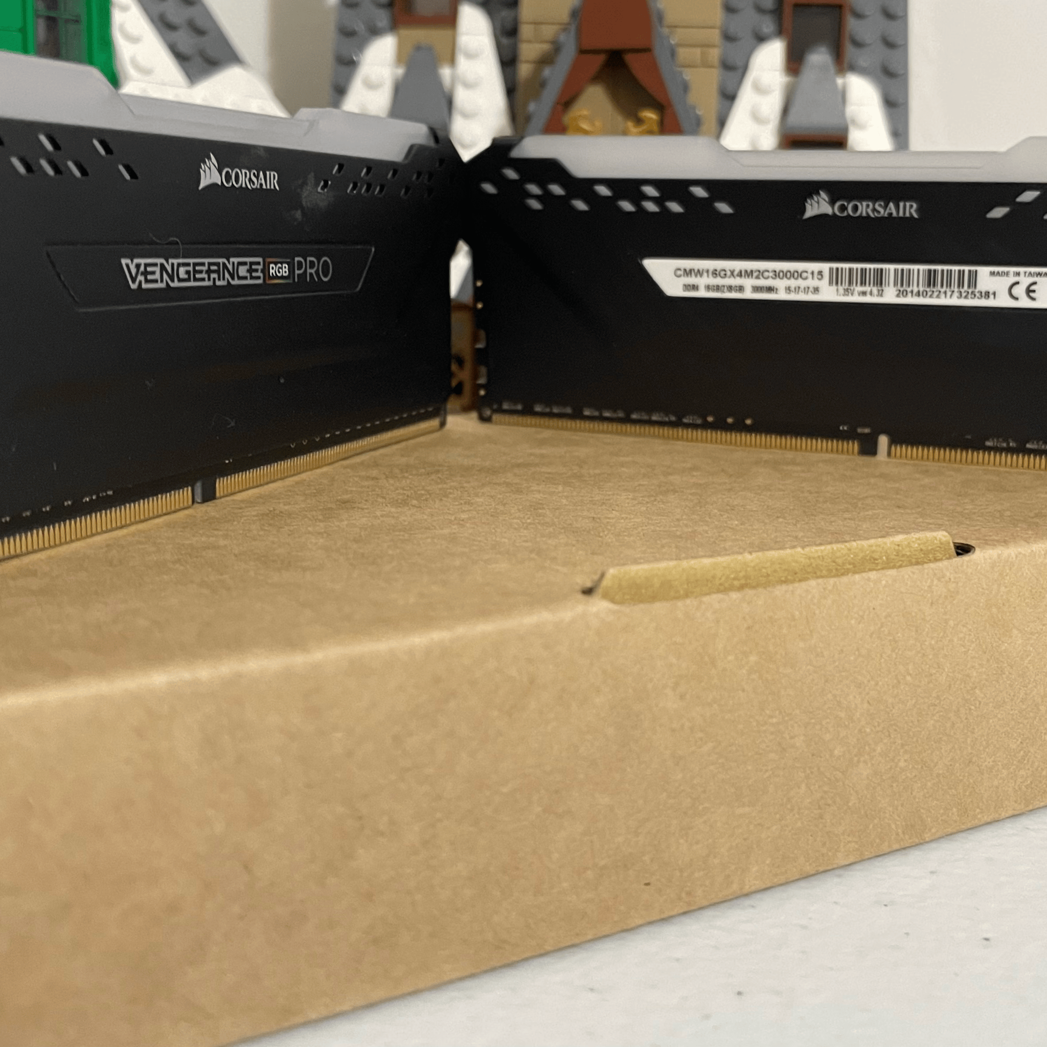 Corsair 16GB(8x2) DDR4 3000mhz