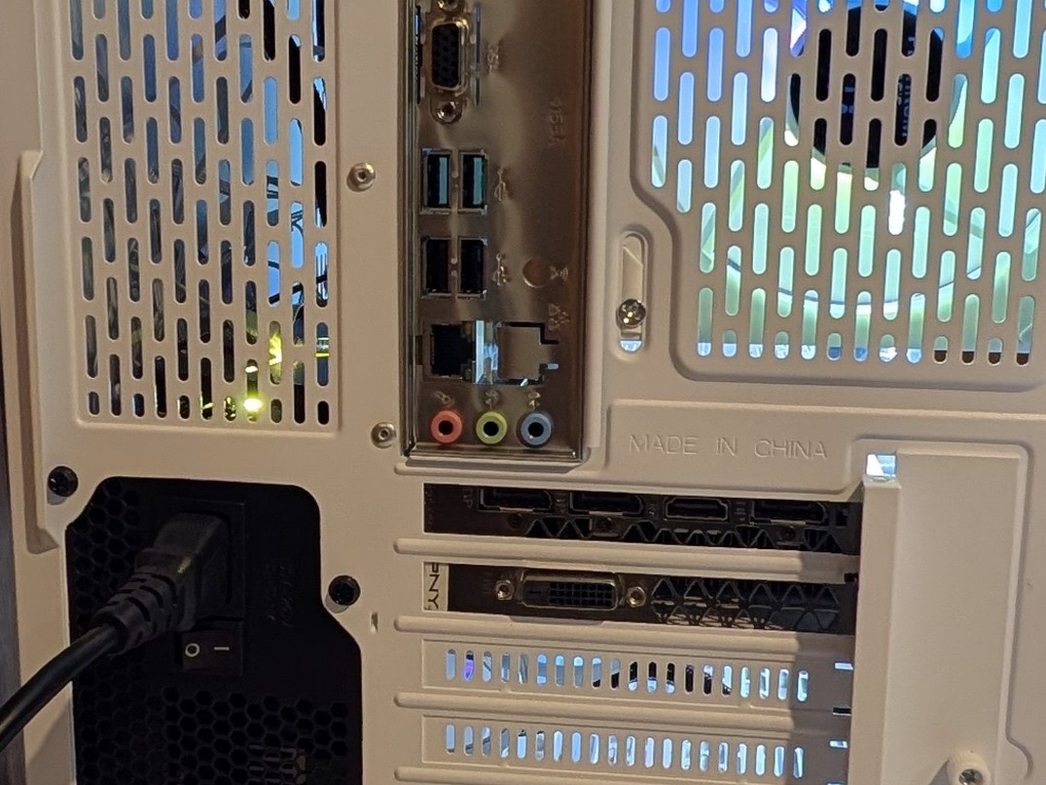 RTX 2070  | Ryzen 5 5500 | 16 GB ddr4 ram | 500GB SSD