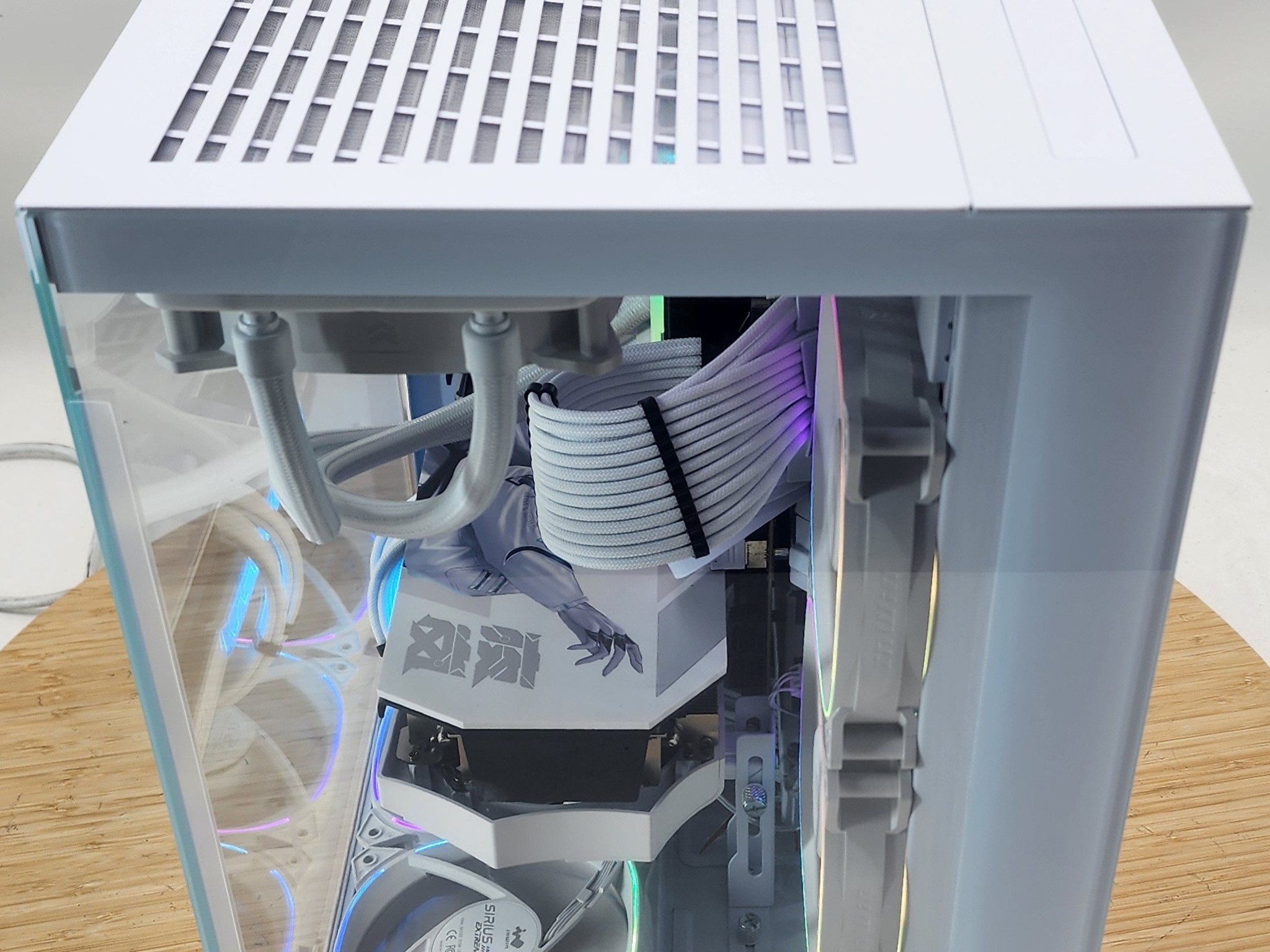 Gaming PC Ryzen 7 7700 32GB RAM 1TB SSD RX 9070 XT 16GB Windows 11 Computer