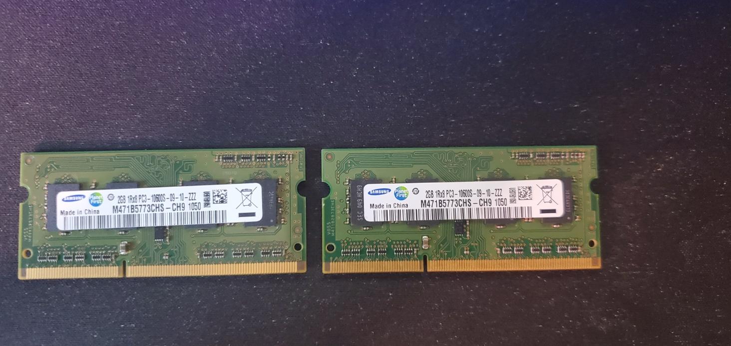 SAMSUNG LAPTOP RAM Memory 4GB (2GBX2) DDR3 PC3 10600S M471B5773CHS-CH9