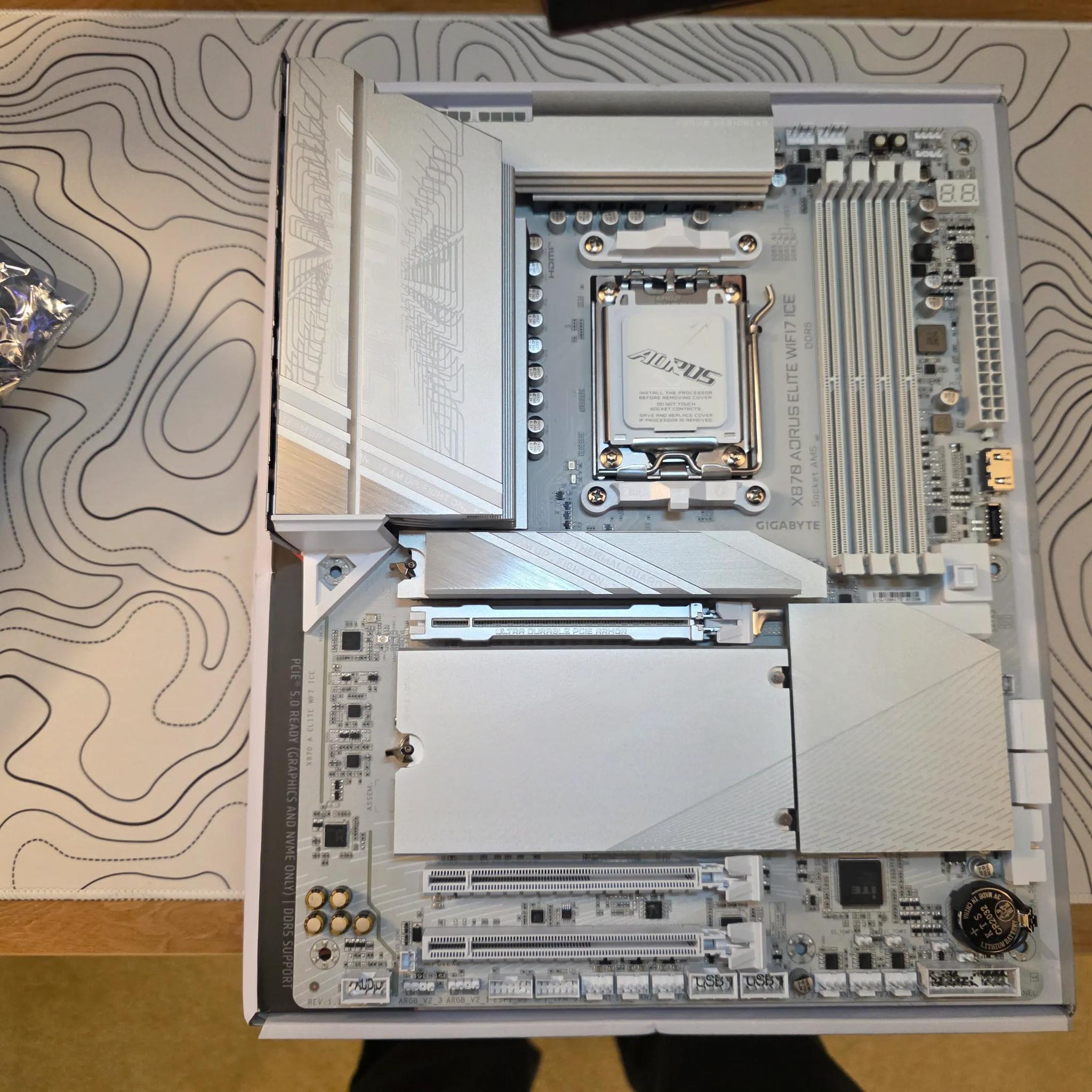 GIGABYTE X870 AORUS Elite WIFI7 ICE AMD AM5 Motherboard, ATX, DDR5, PCIe 5.0, 2.5GbE LAN