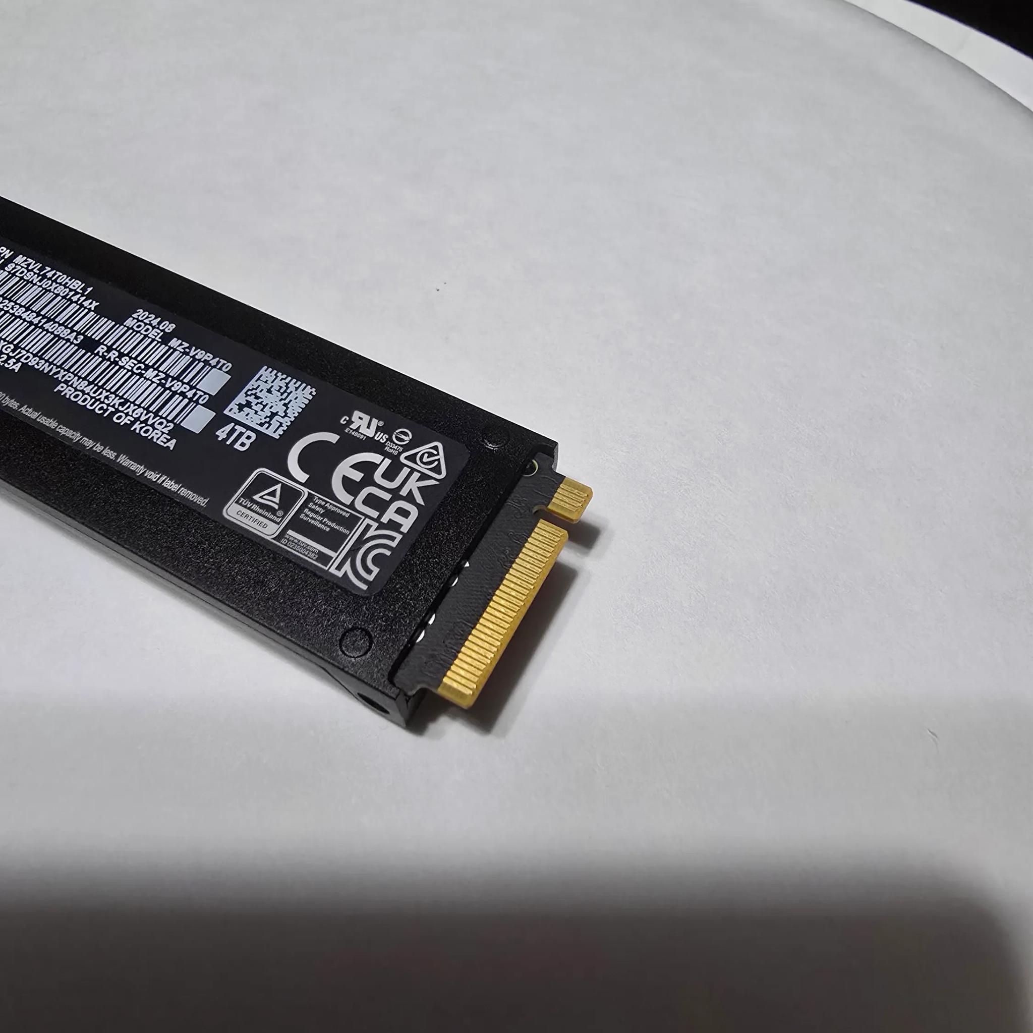 ASRock x870 Riptide, 9800x3D, 4TB 990 Pro Bundle