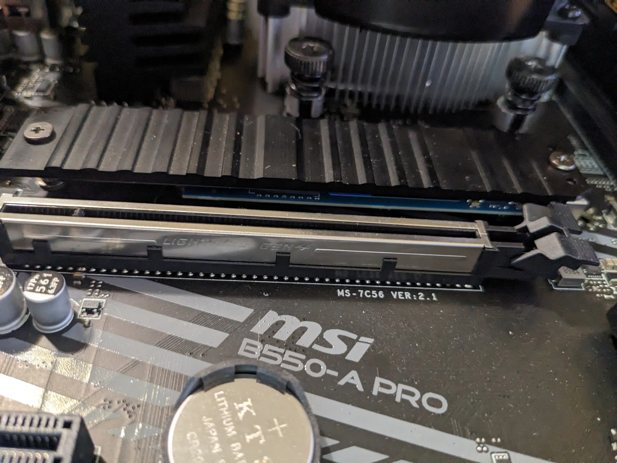 B550 A-Pro |Ryzen 5 5600g| 16gb 3200| 1tb Ssd |