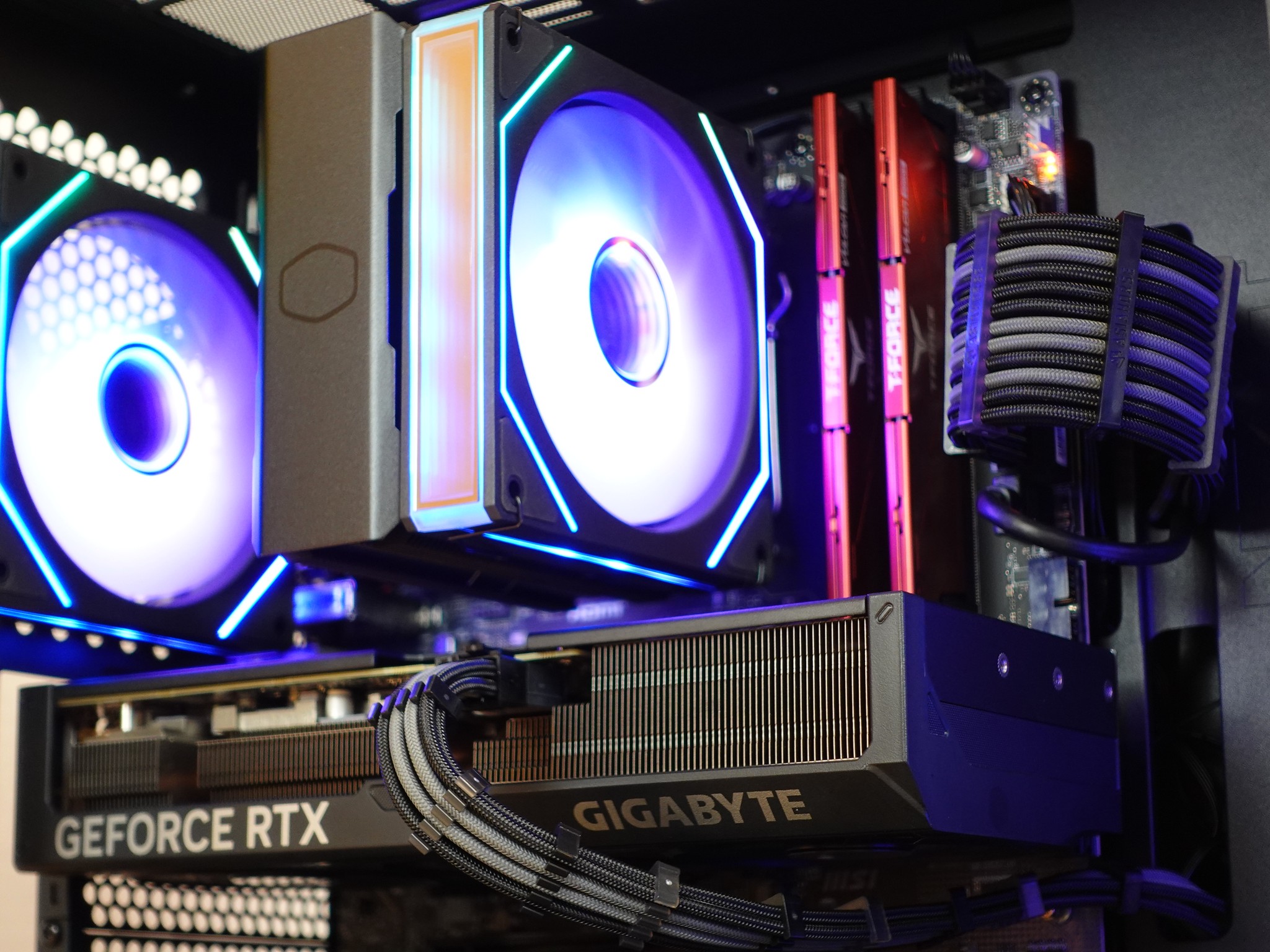 Ryzen 5 7500x3d | Rtx 4070 | 16GB DDR5