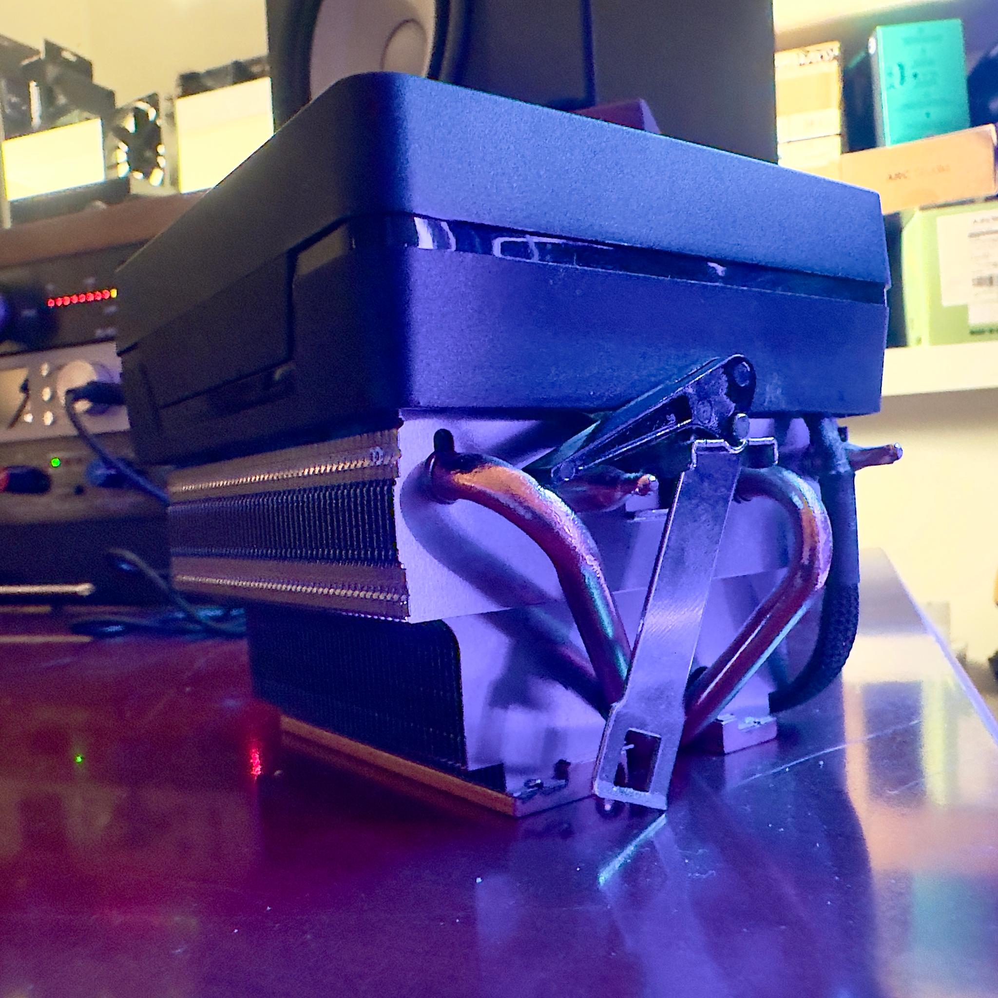 AMD Ryzen 7 3700X