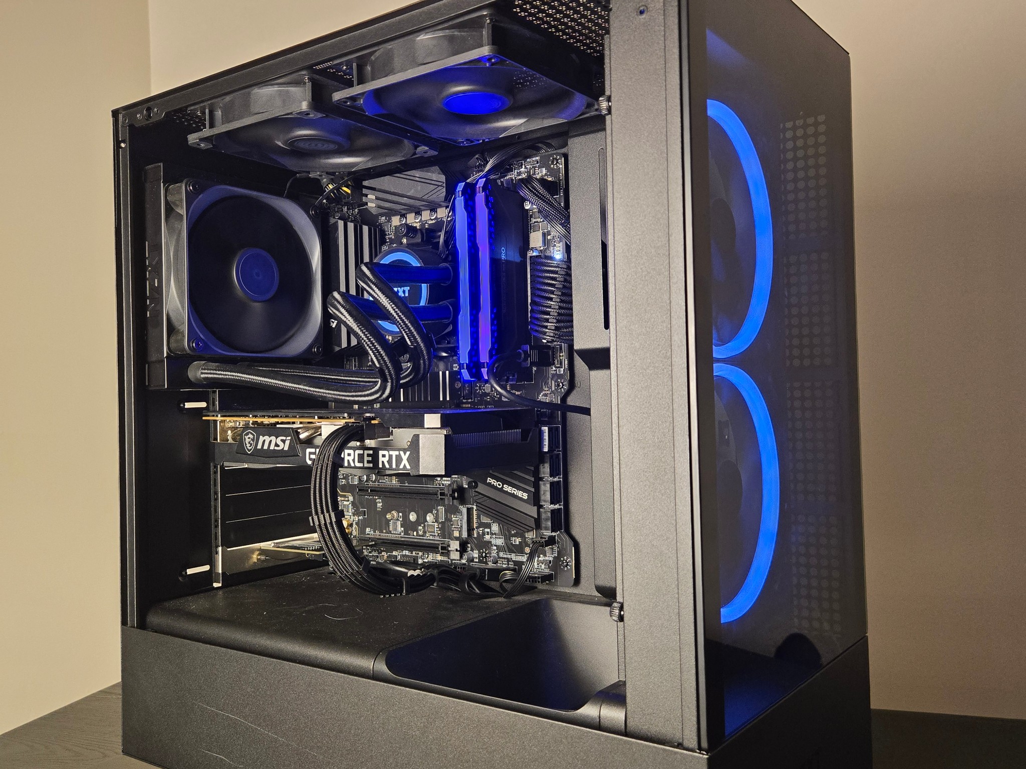 RTX 3060 12gb | Ryzen 5 5600X | 16gb DDR4 | 1tb Storage