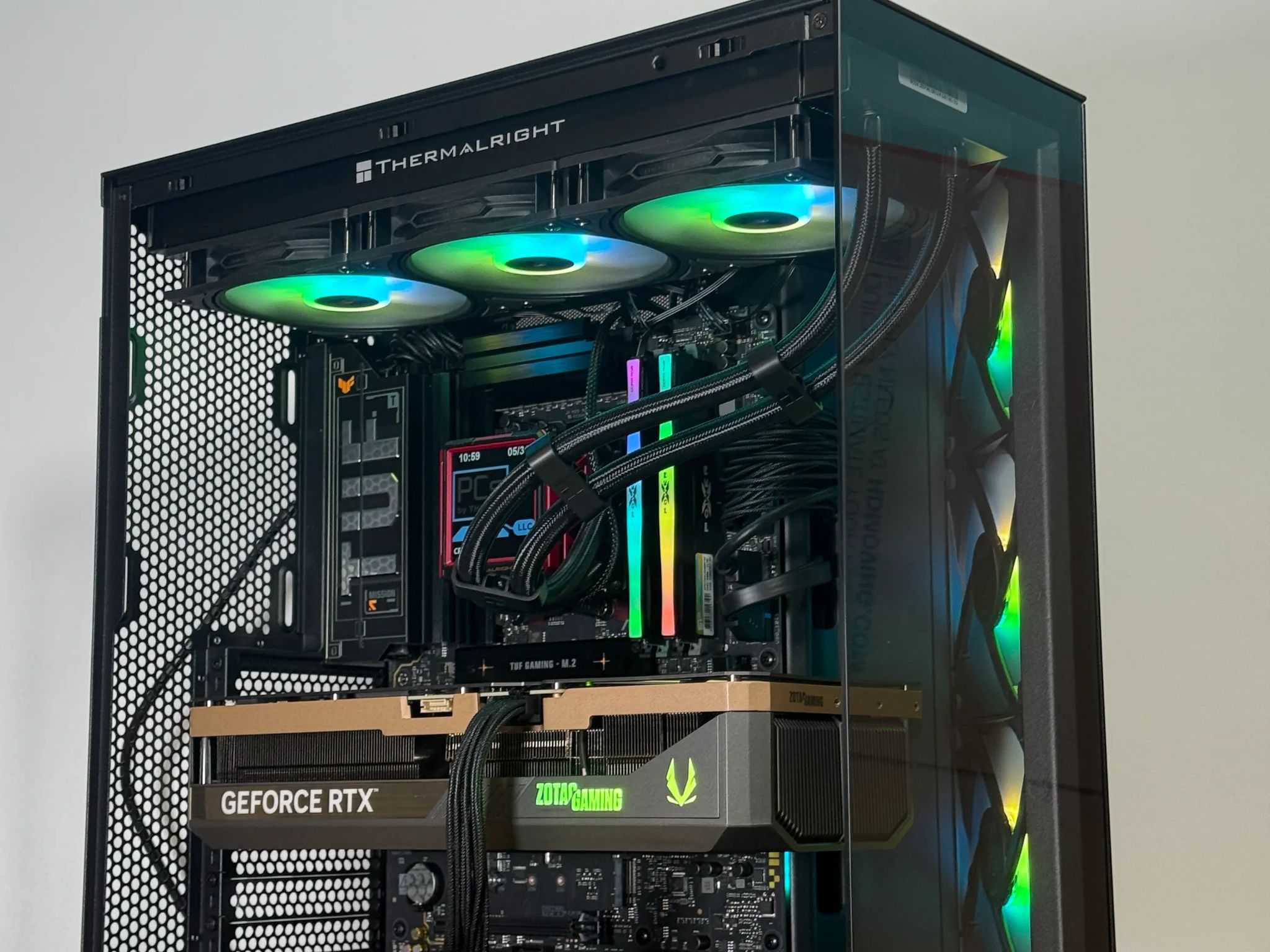 RTX 5090 Ryzen 9950x3d Gaming Behemoth 64gb DDR5 4TB SSD