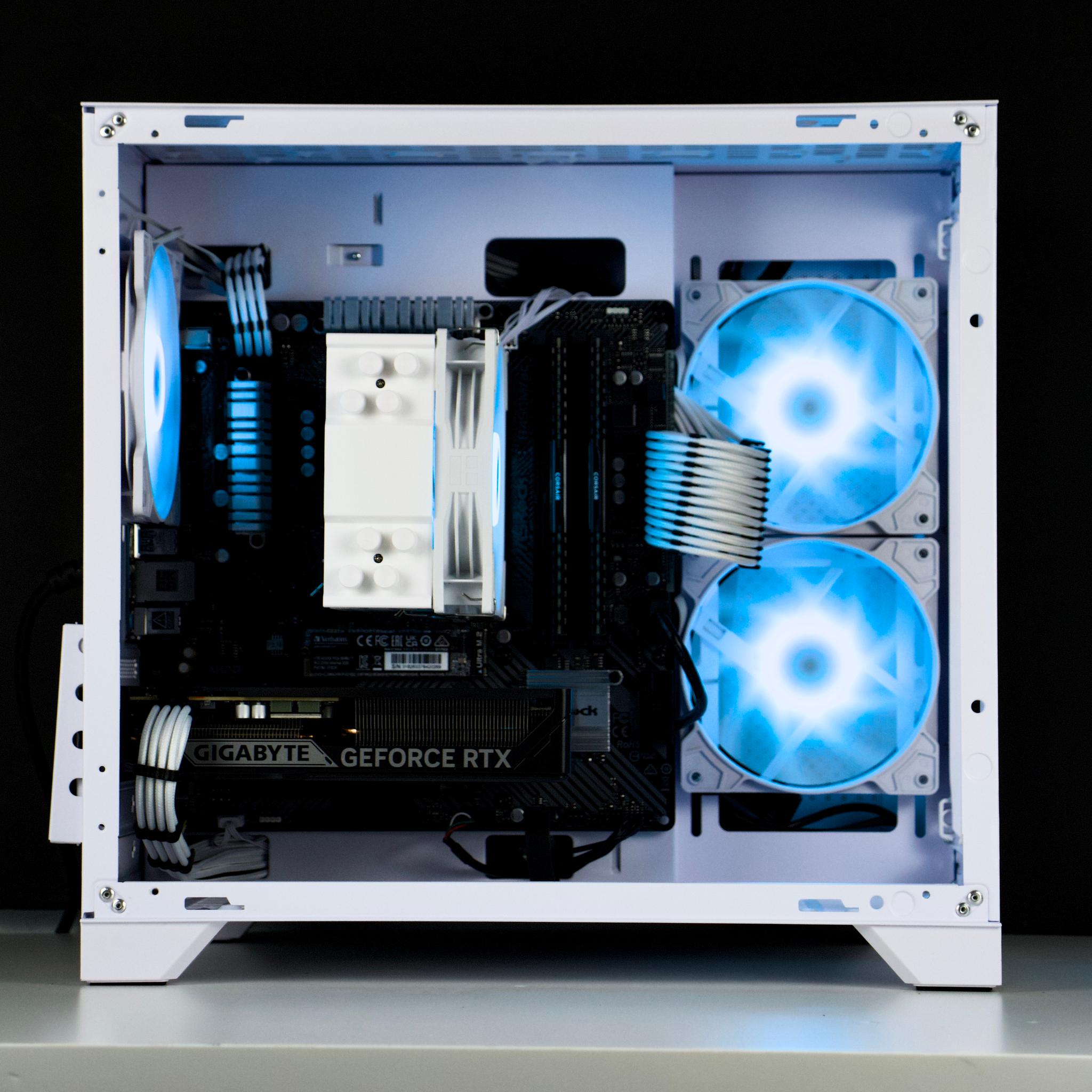🧊❄️🧊 White Gaming PC – RTX 5060 , Ryzen 5 5600X, 32GB RAM, 1TB SSD - WiFi, BlueTooth 🧊❄️🧊