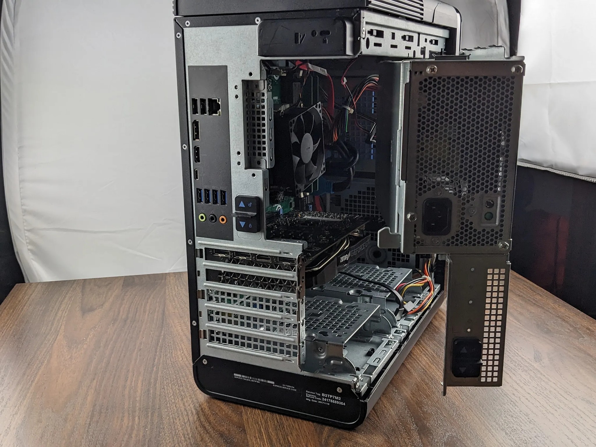 GamerSxin Refurbished Dell XPS Mid Tower. 1440p Gaming PC, i7-8700, 1660 Super, 16GB DDR4, 1TB NVME.