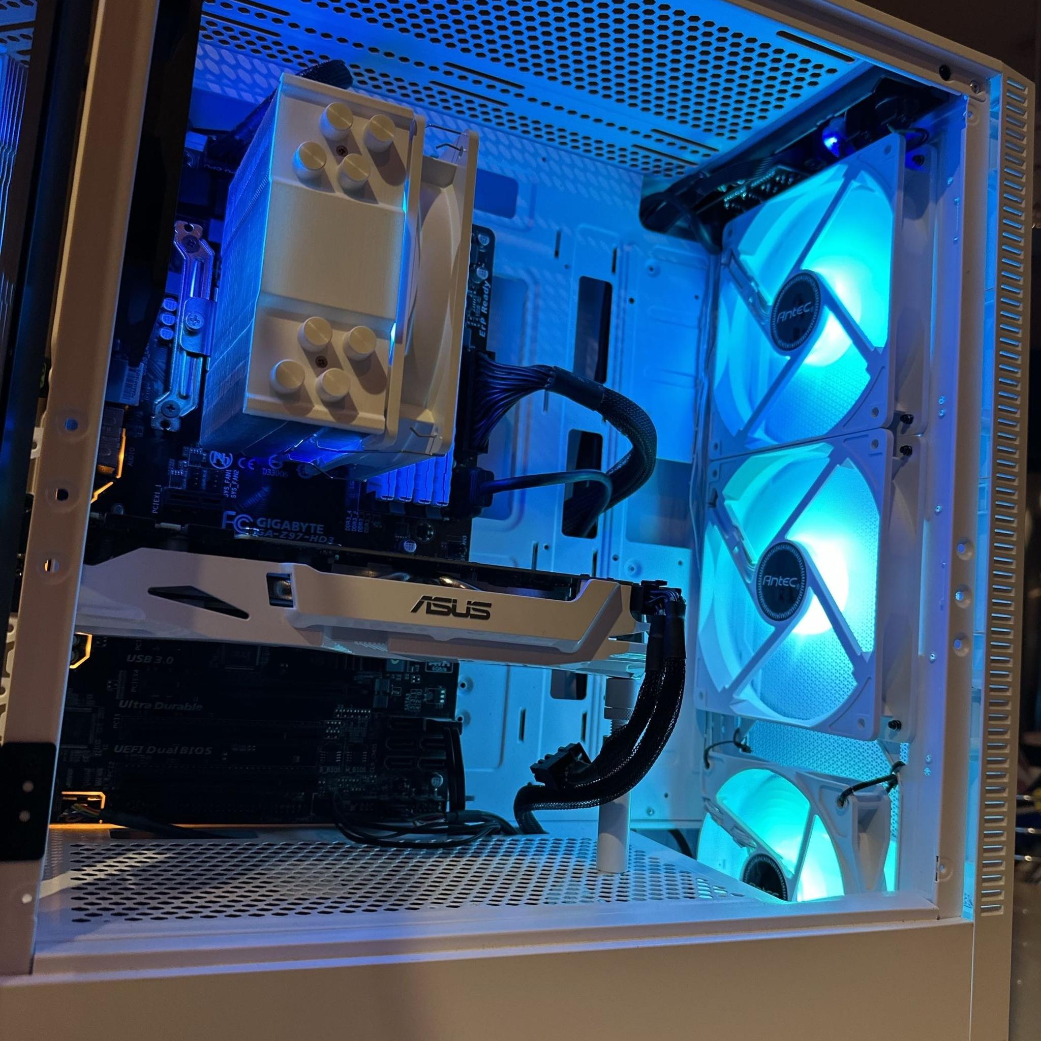 Starter Gaming PC - Intel Core i7-4790 | ASUS NVIDIA GeForce GTX 1070 | 16GB Ram | 1TB SSD | Win10