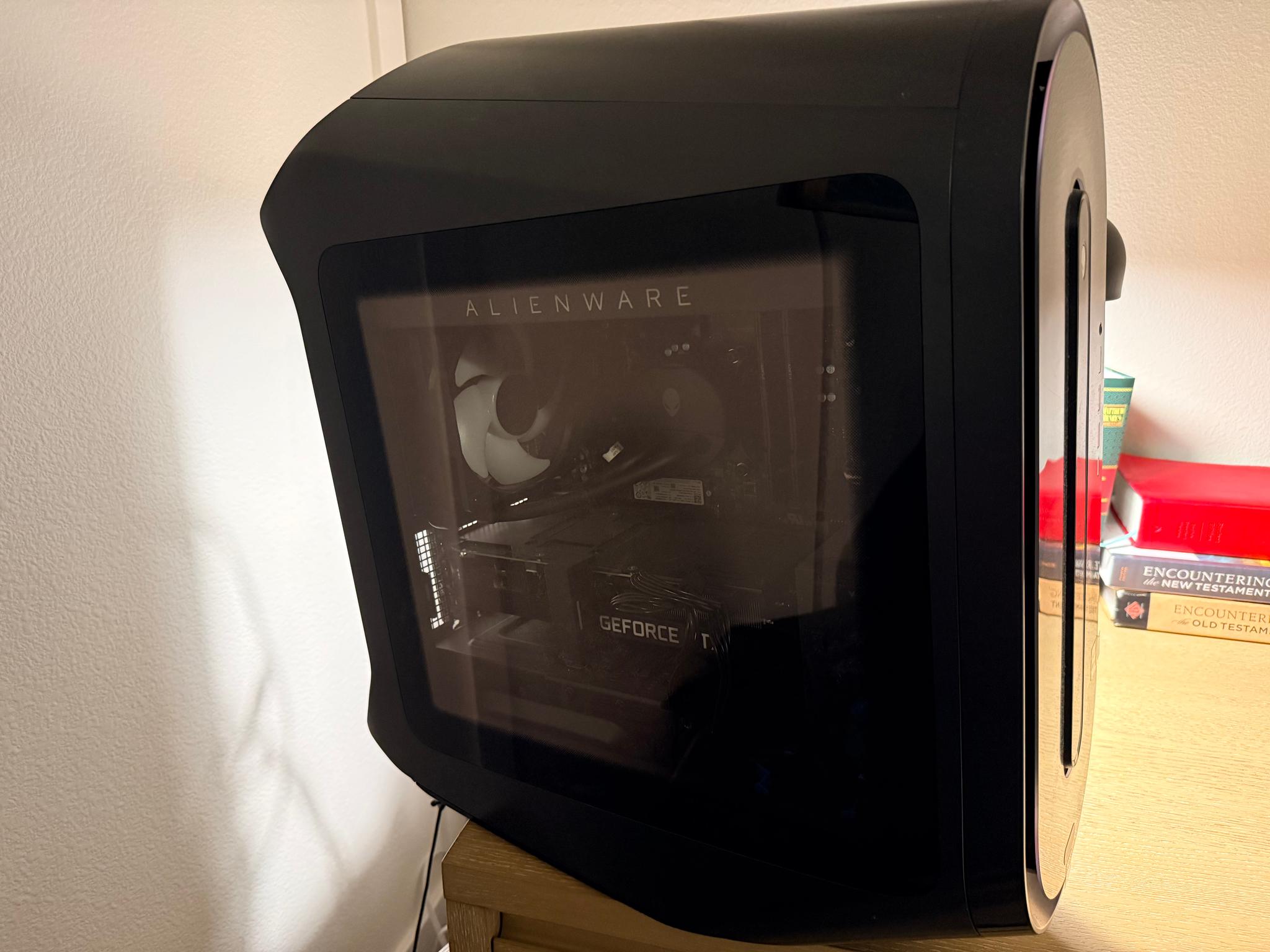 ALIENWARE AURORA RYZEN R14