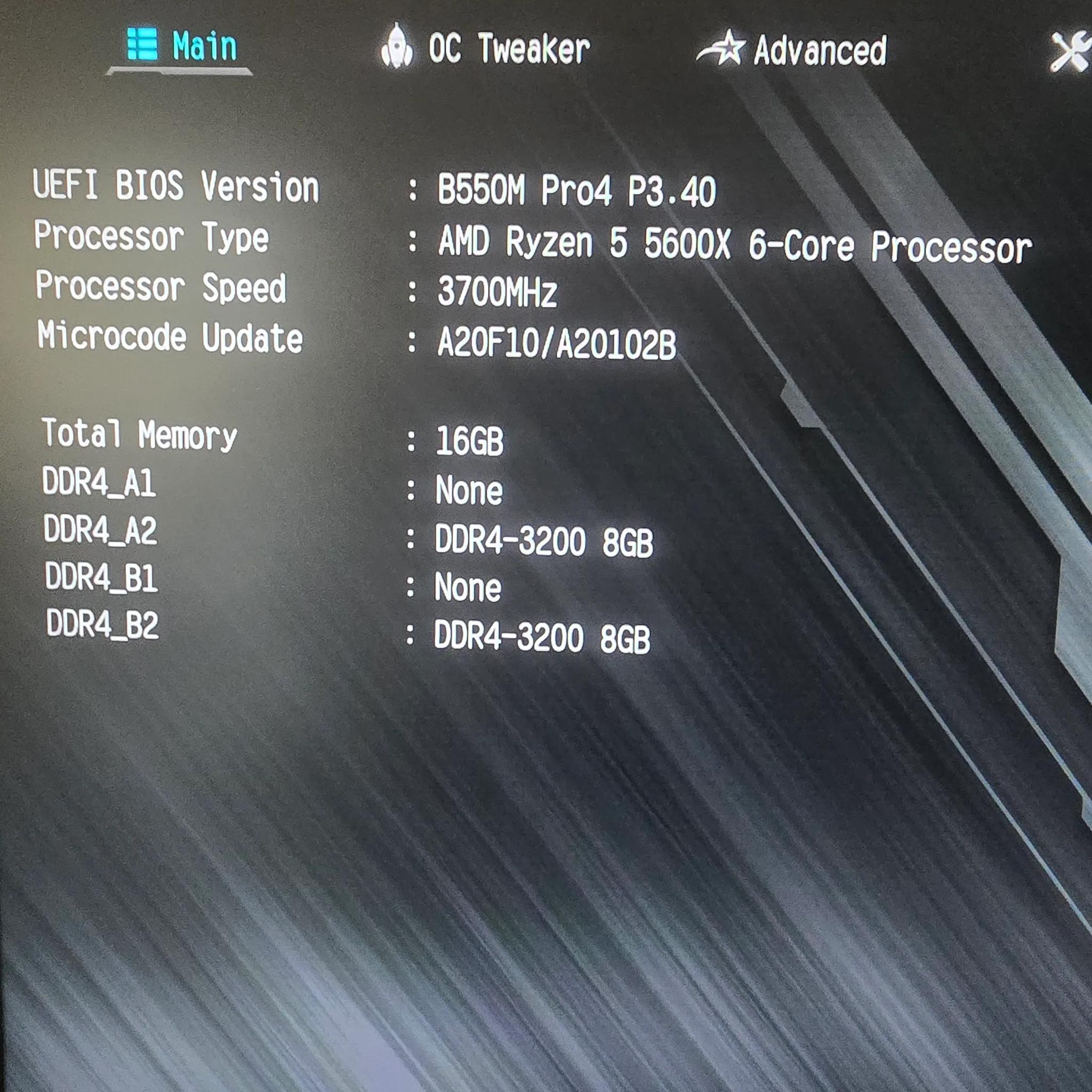 Mighty little AMD/Nvidia gaming machine with WiFi adapter included.