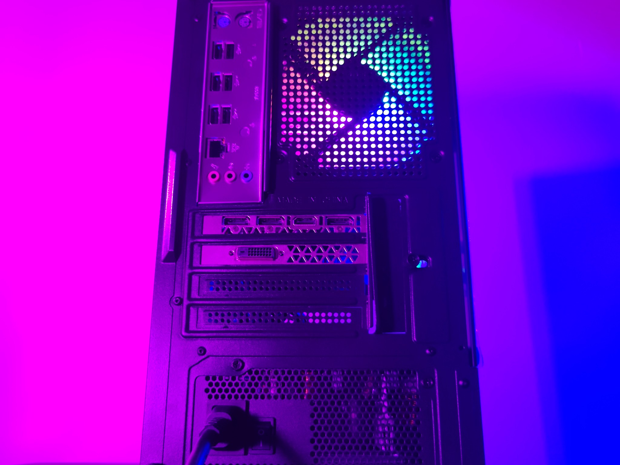 Custom 14 Core 28 Thread Xeon | 8GB DDR4 | GTX 1060 | M.2 SSD + HDD Storage | Zalman SFF Windows PC