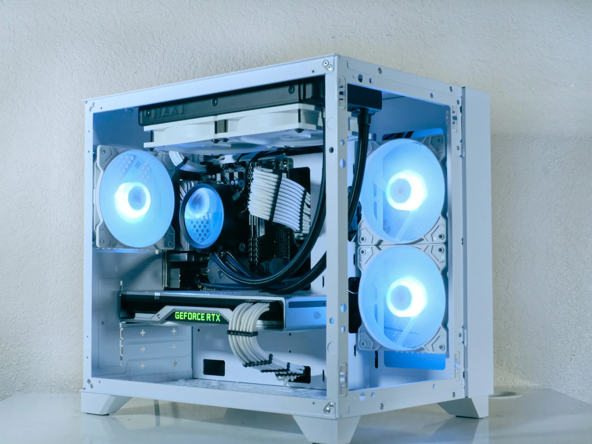 ☾ Luna ☽ | Intel Core i7-9700K | Nvidia RTX 2070 Super | Corsair Vengeance LPX 16 GB