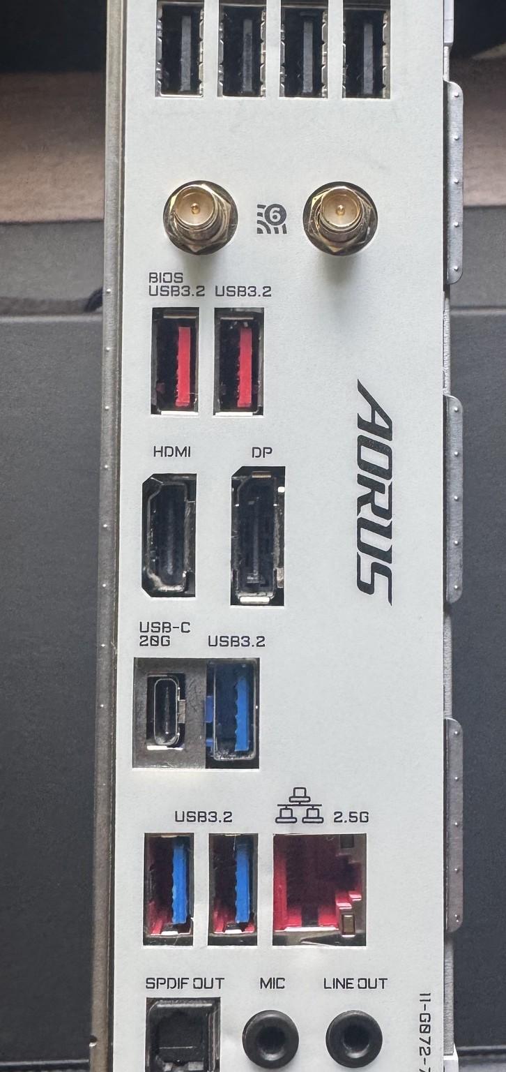 GIGABYTE Z790 AORUS ELITE X AX - Image 2