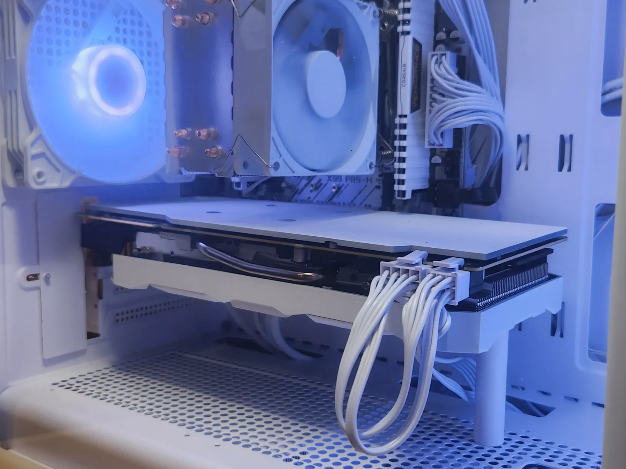 Custom White Gaming PC – RTX 2070 Super | i7 6800k