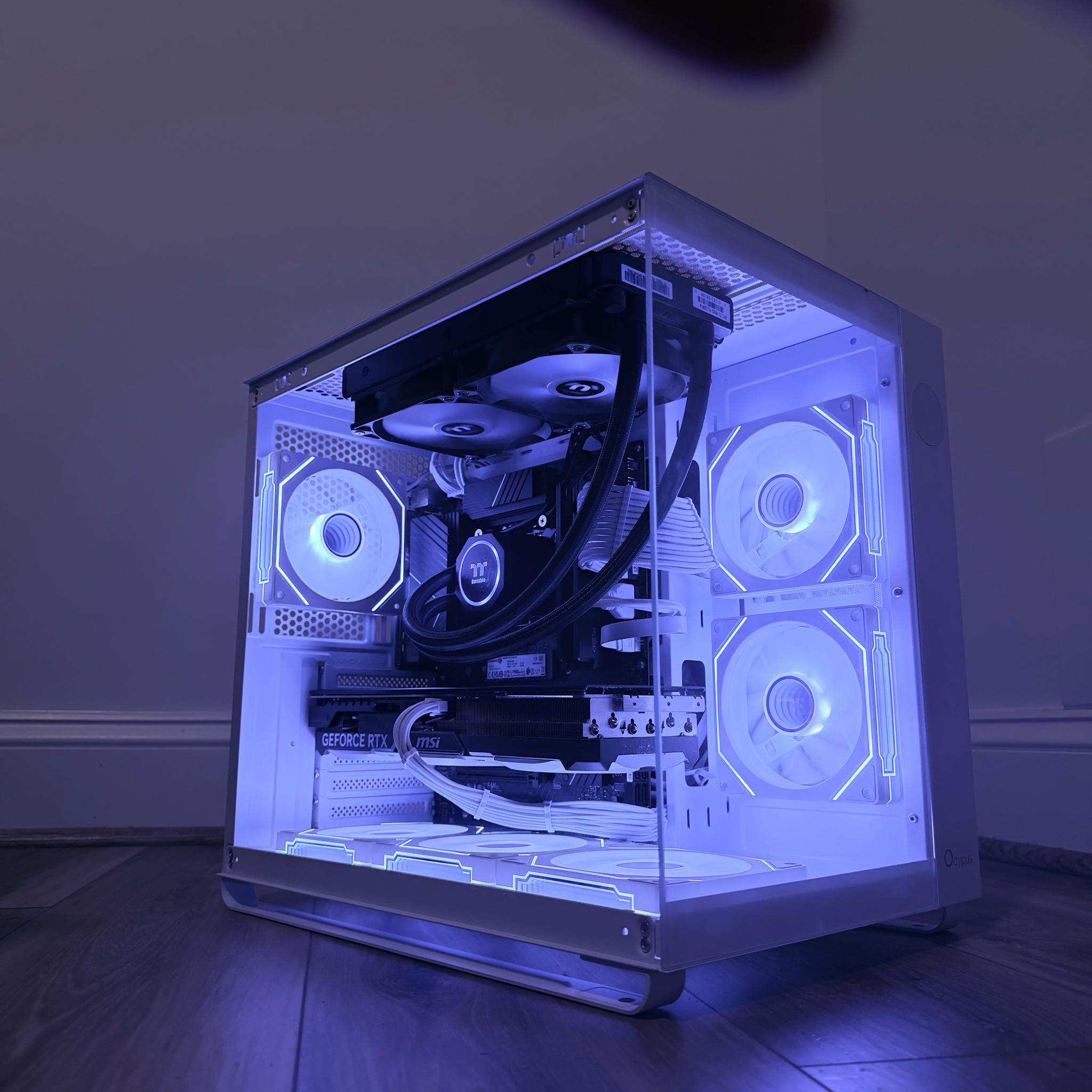 ❄️"Glacier Nova"❄️| 1440p Gaming | 4070 Ți | Intel i7 13700KF | 32GB Ram | 2tb NVMe SSD | WiFi