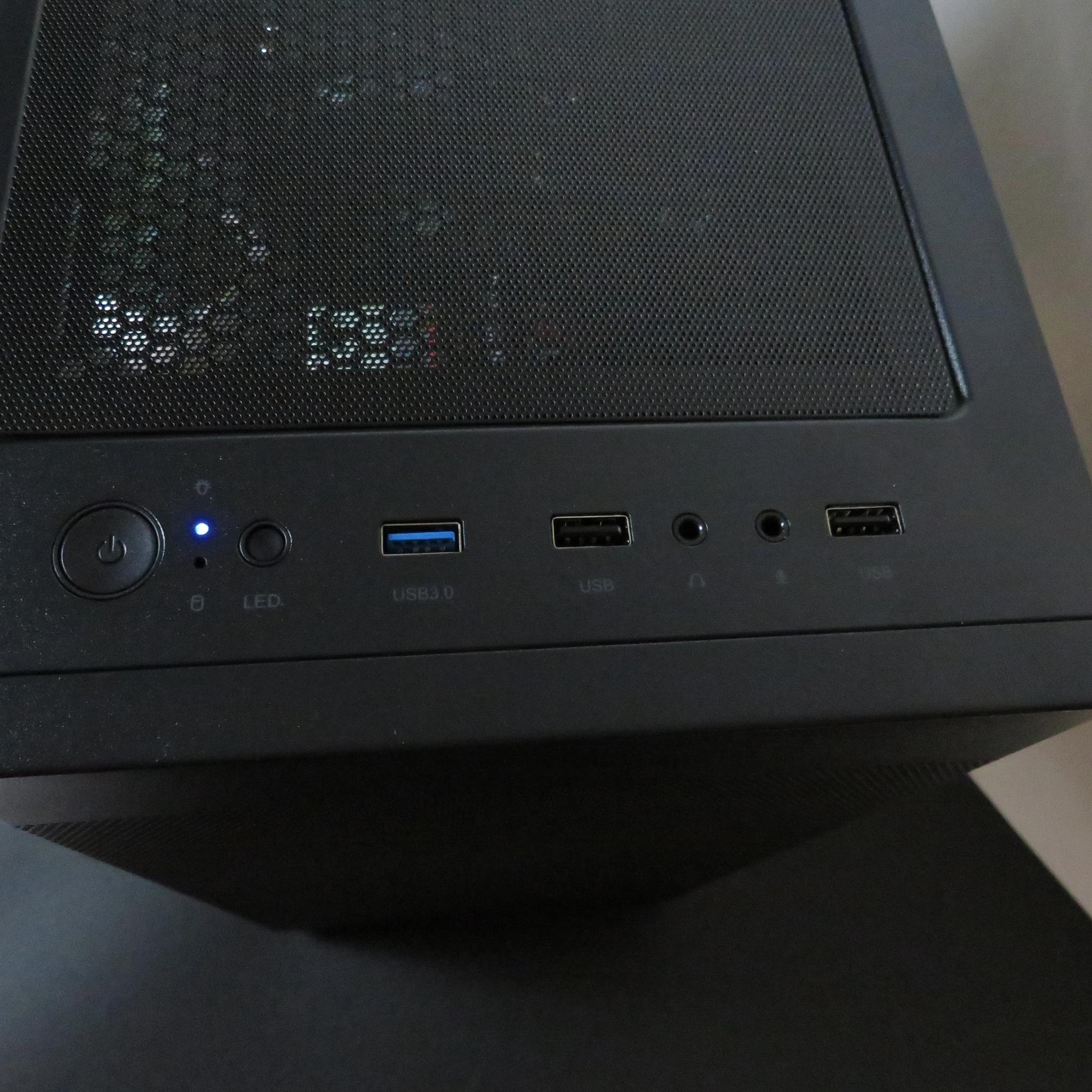 Low Cost GAMER Sapphire RX 580 + Intel Xeon E5-2640 v4 (10 cores 20 threads)