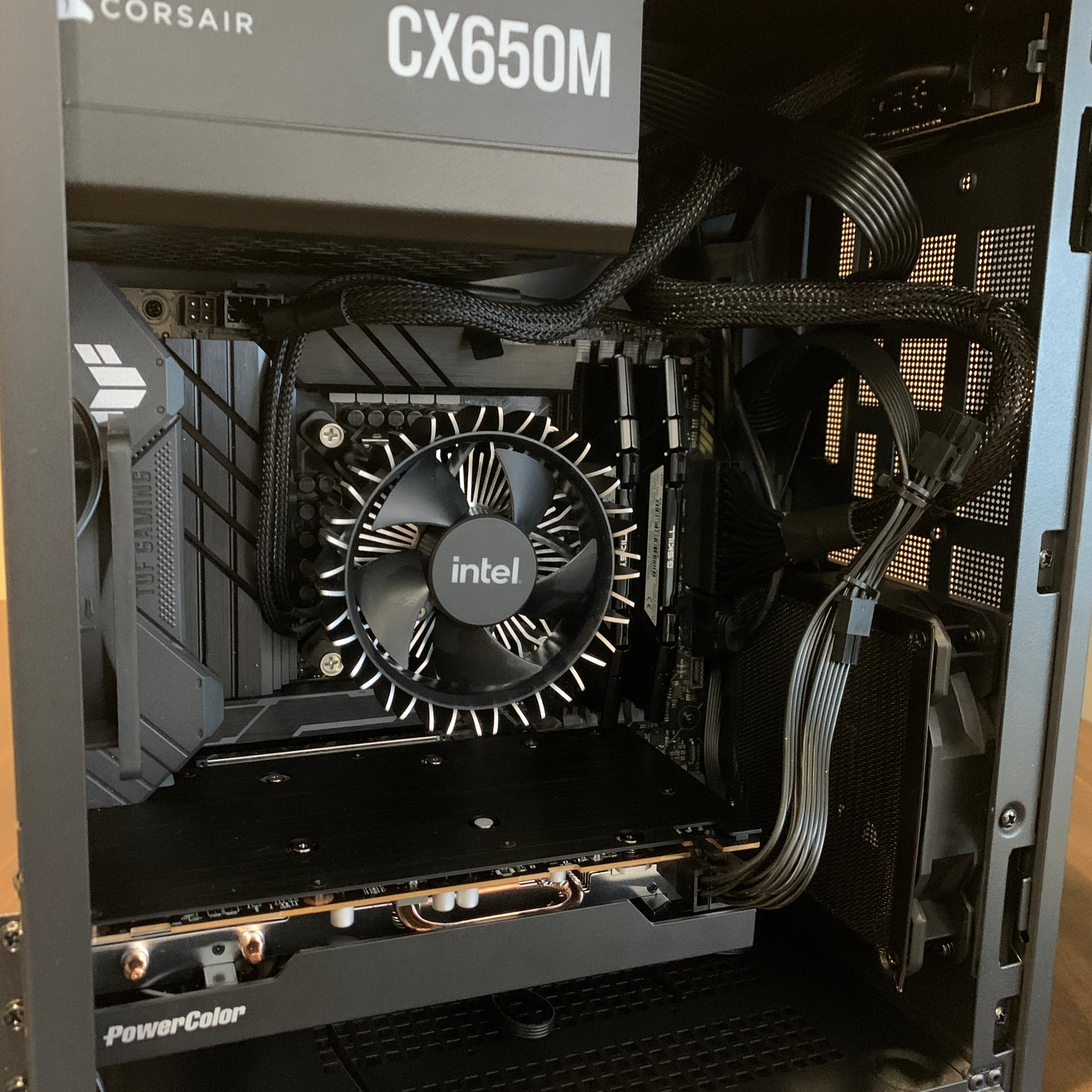 Intel Core i5-12400/RX 7600
