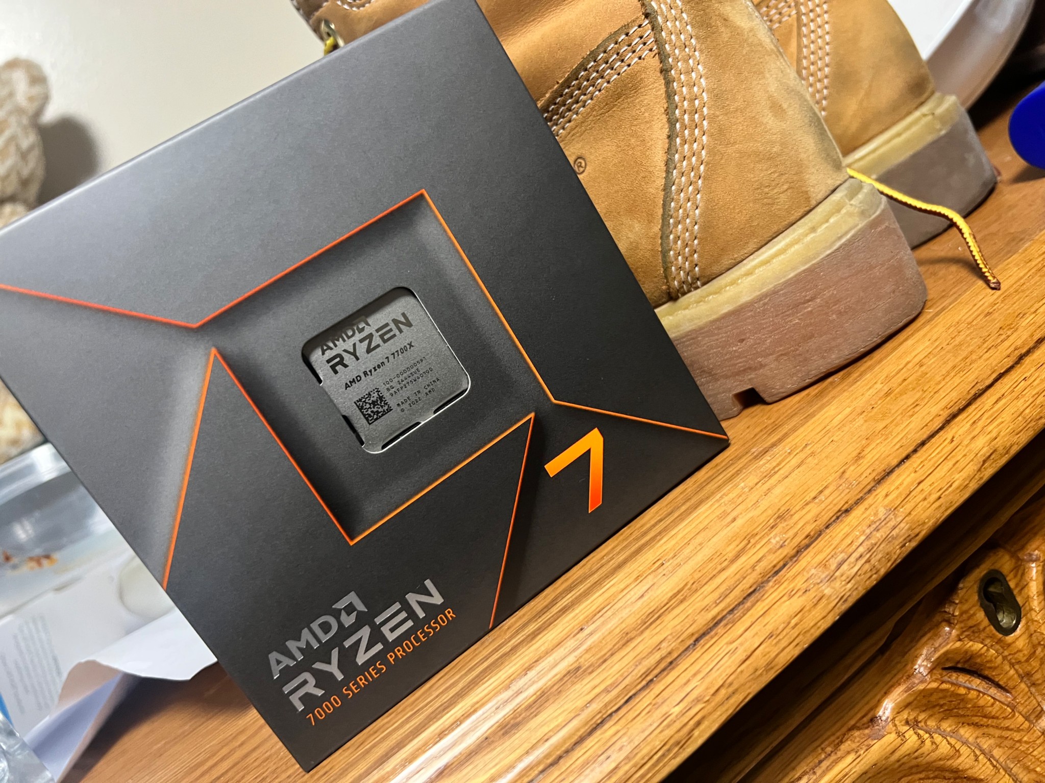 7700x BRAND NEW AND SEALED