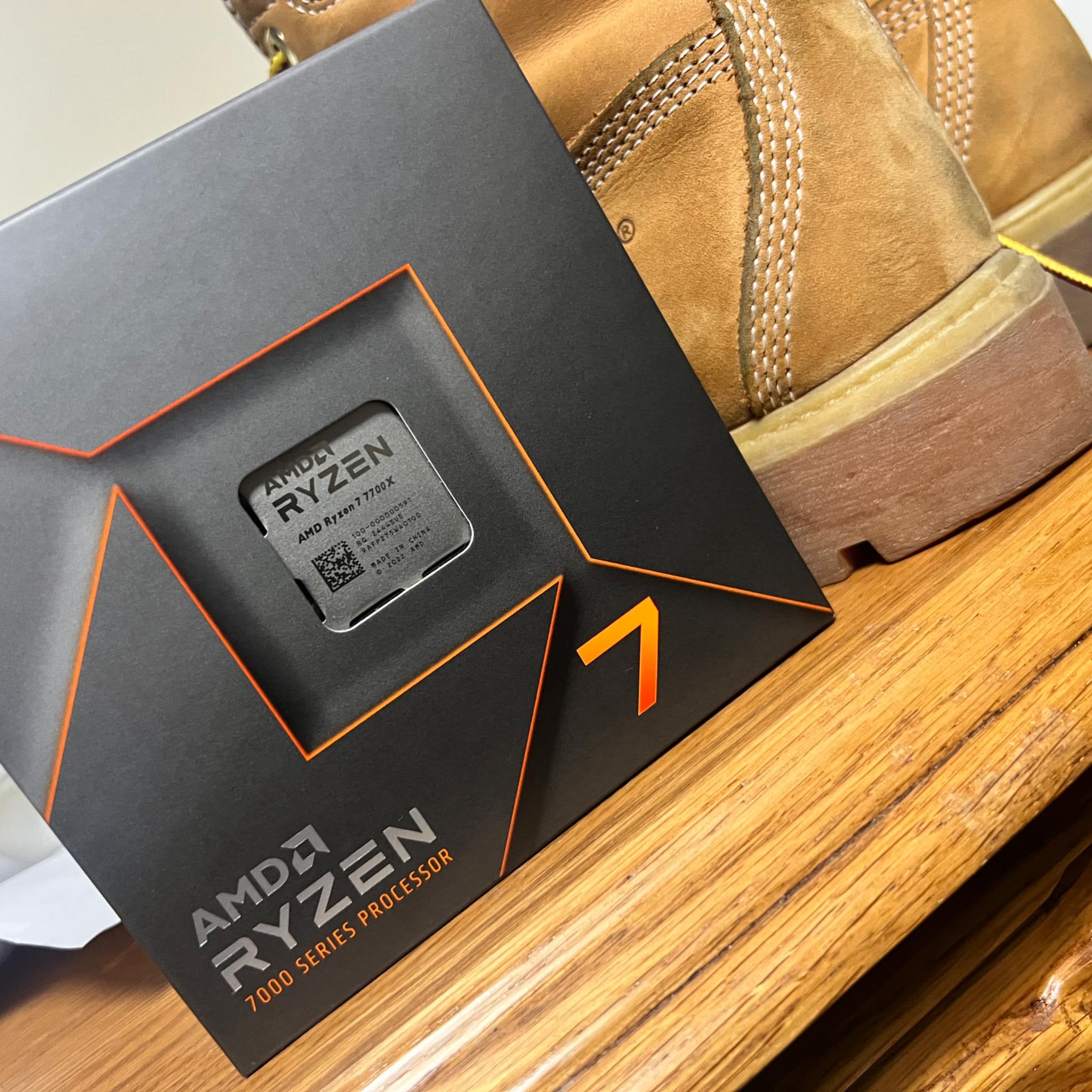 7700x BRAND NEW AND SEALED