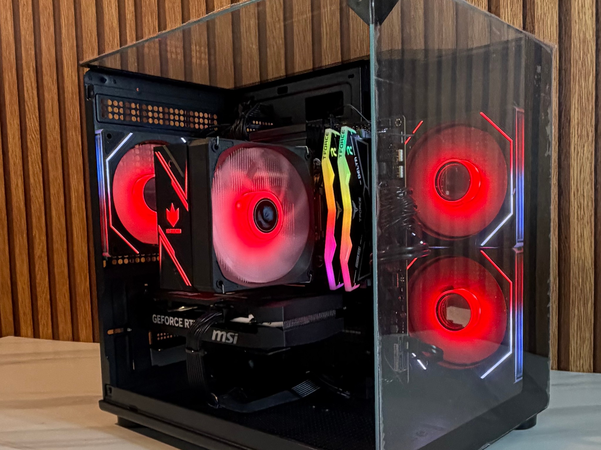 RTX 5060 | RYZEN 5 7600X | 16GB DDR5 | 1TB NVME | 650W