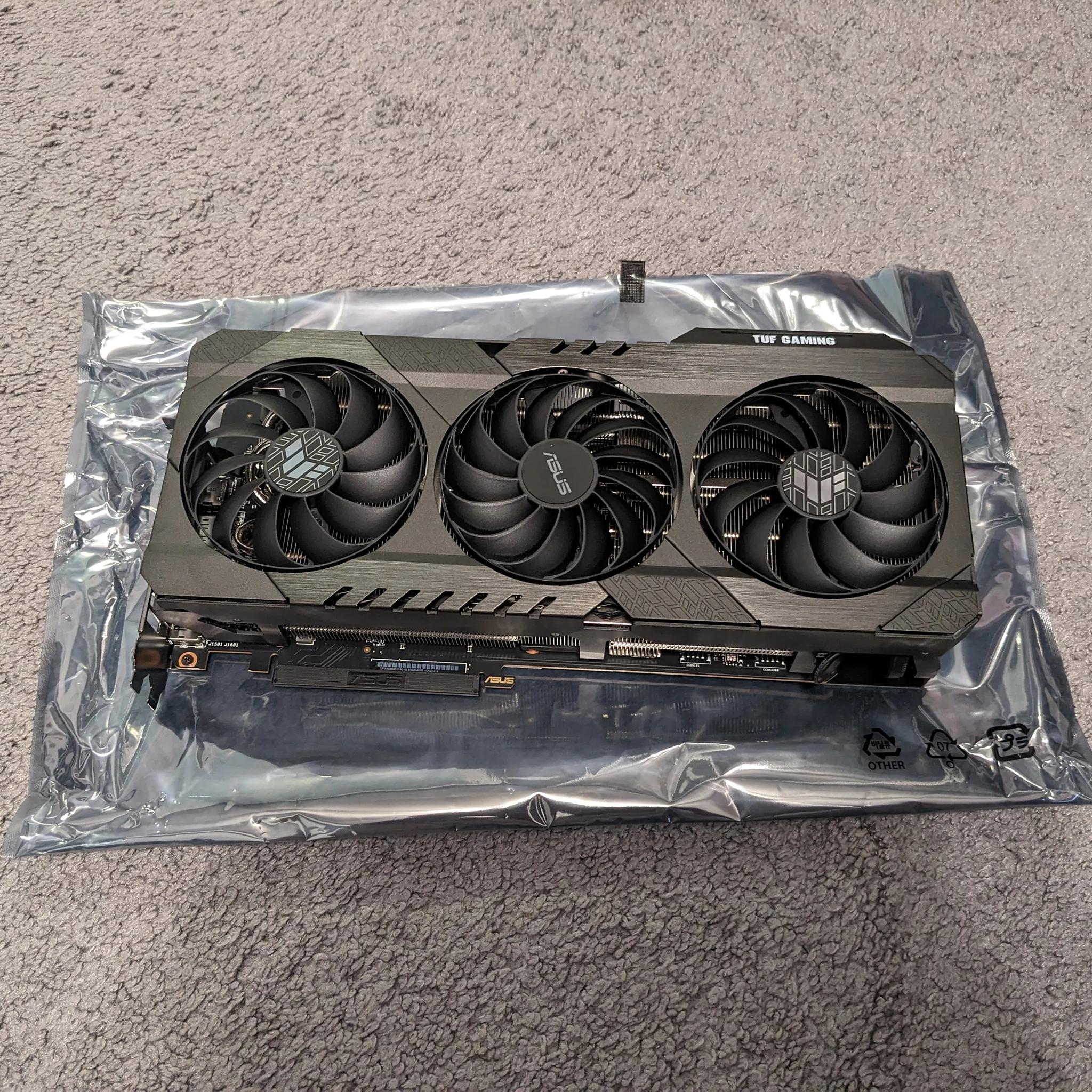 Asus TUF Radeon RX 6900 XT OC - AMD 6900XT GPU