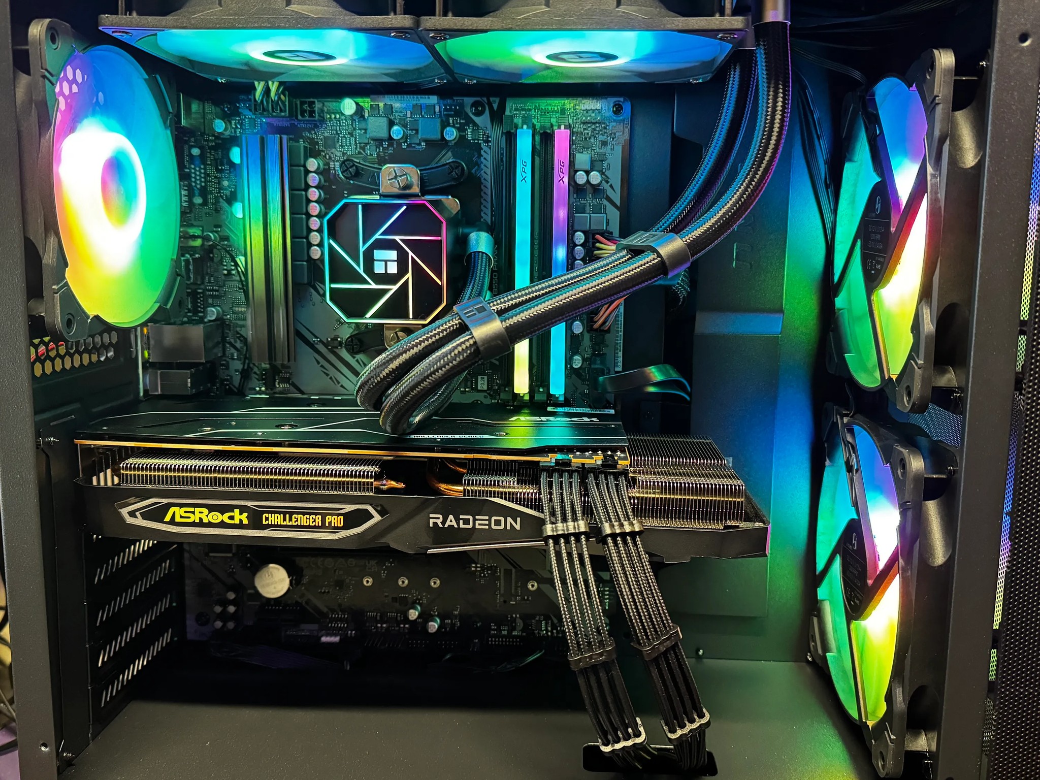 [Triton] || AMD Ryzen 7 5700X + RX 6750 XT 12G w/ 16GB of DDR4 RAM & 1TB M.2 NVMe SSD